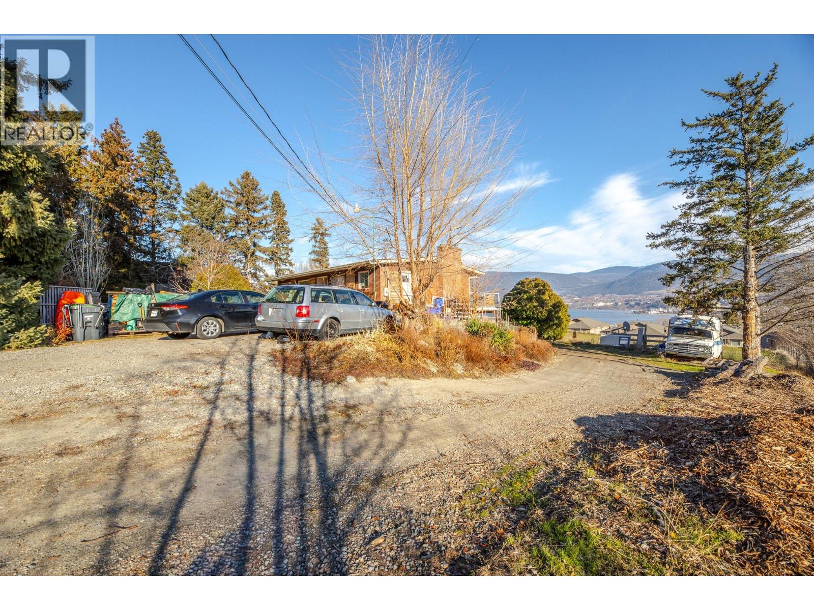 1411 Sparton Drive, Penticton, British Columbia  V2A 8Z5 - Photo 5 - 10373584