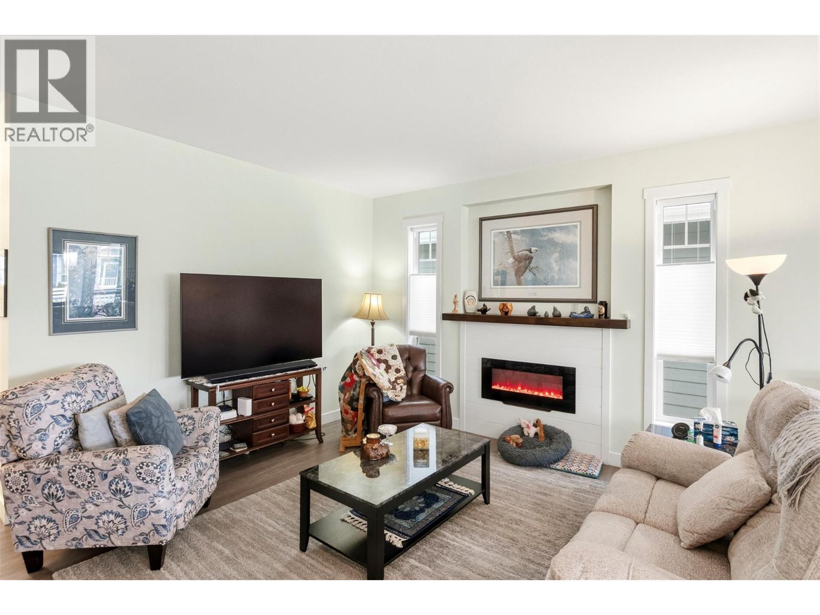 351 Warren Avenue W Unit# 14, Penticton, British Columbia  V2A 3N2 - Photo 4 - 10373977