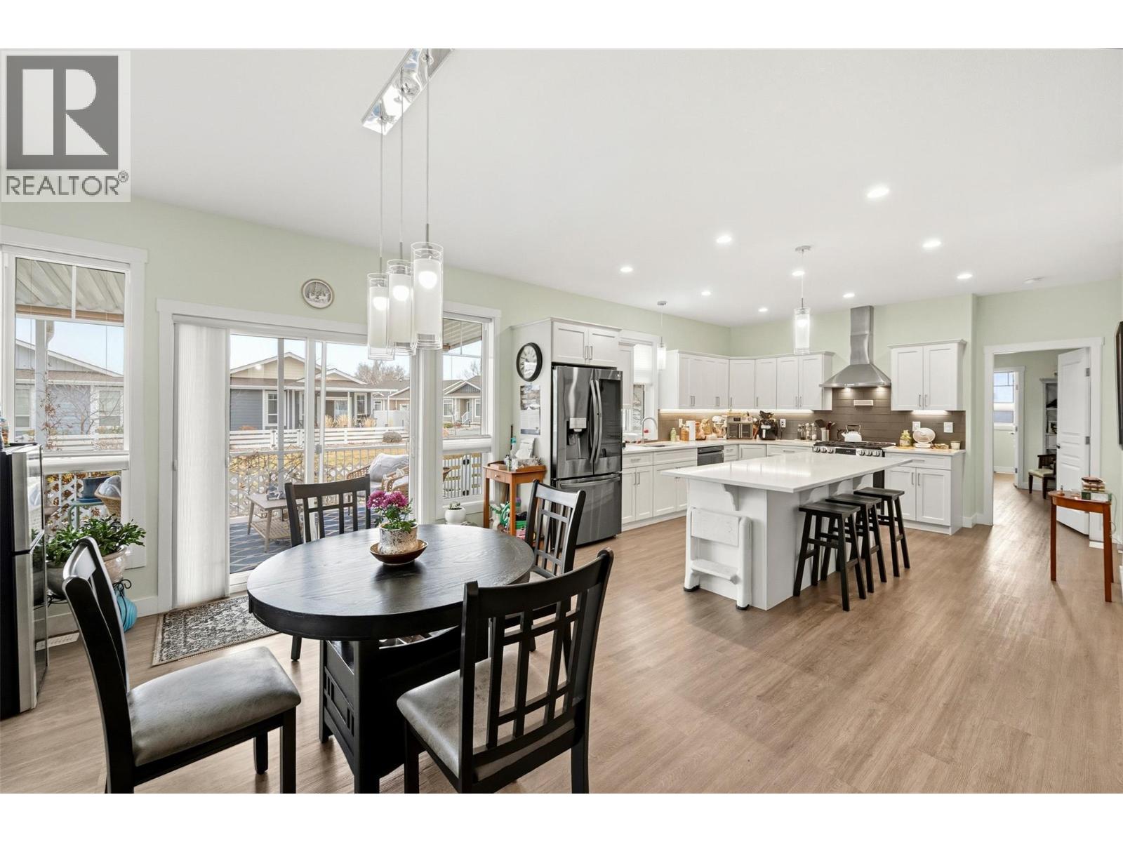 351 Warren Avenue W Unit# 14, Penticton, British Columbia  V2A 3N2 - Photo 6 - 10373977