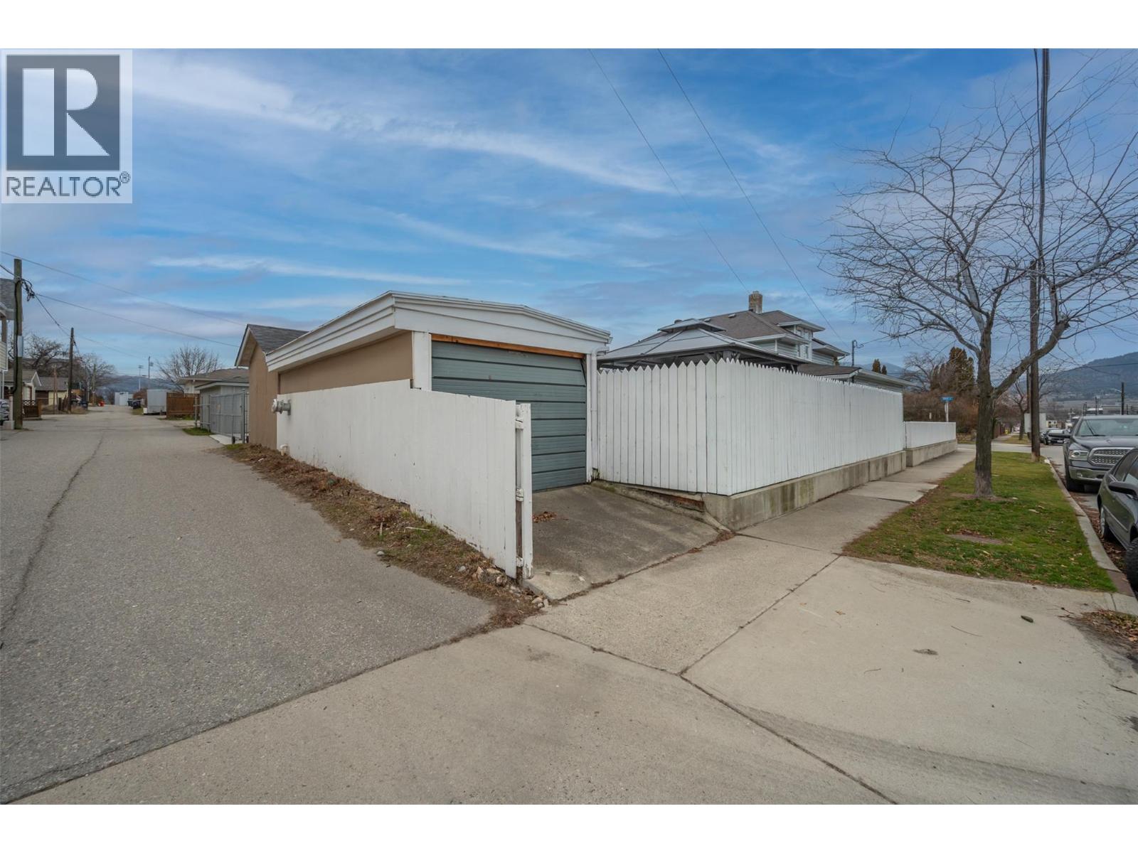 600 Braid Street, Penticton, British Columbia  V2A 4Y5 - Photo 32 - 10374033