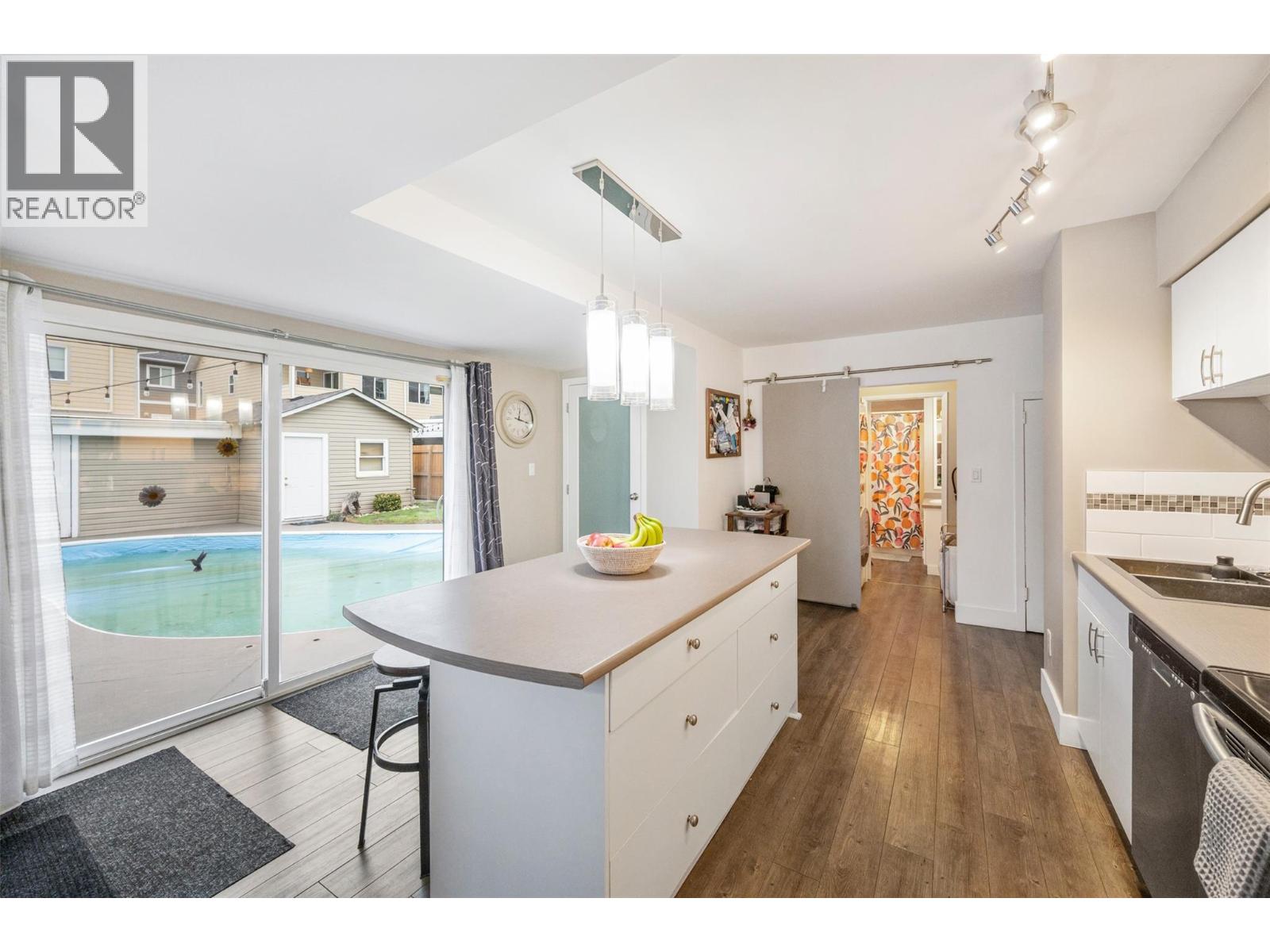 600 Braid Street, Penticton, British Columbia  V2A 4Y5 - Photo 5 - 10374033