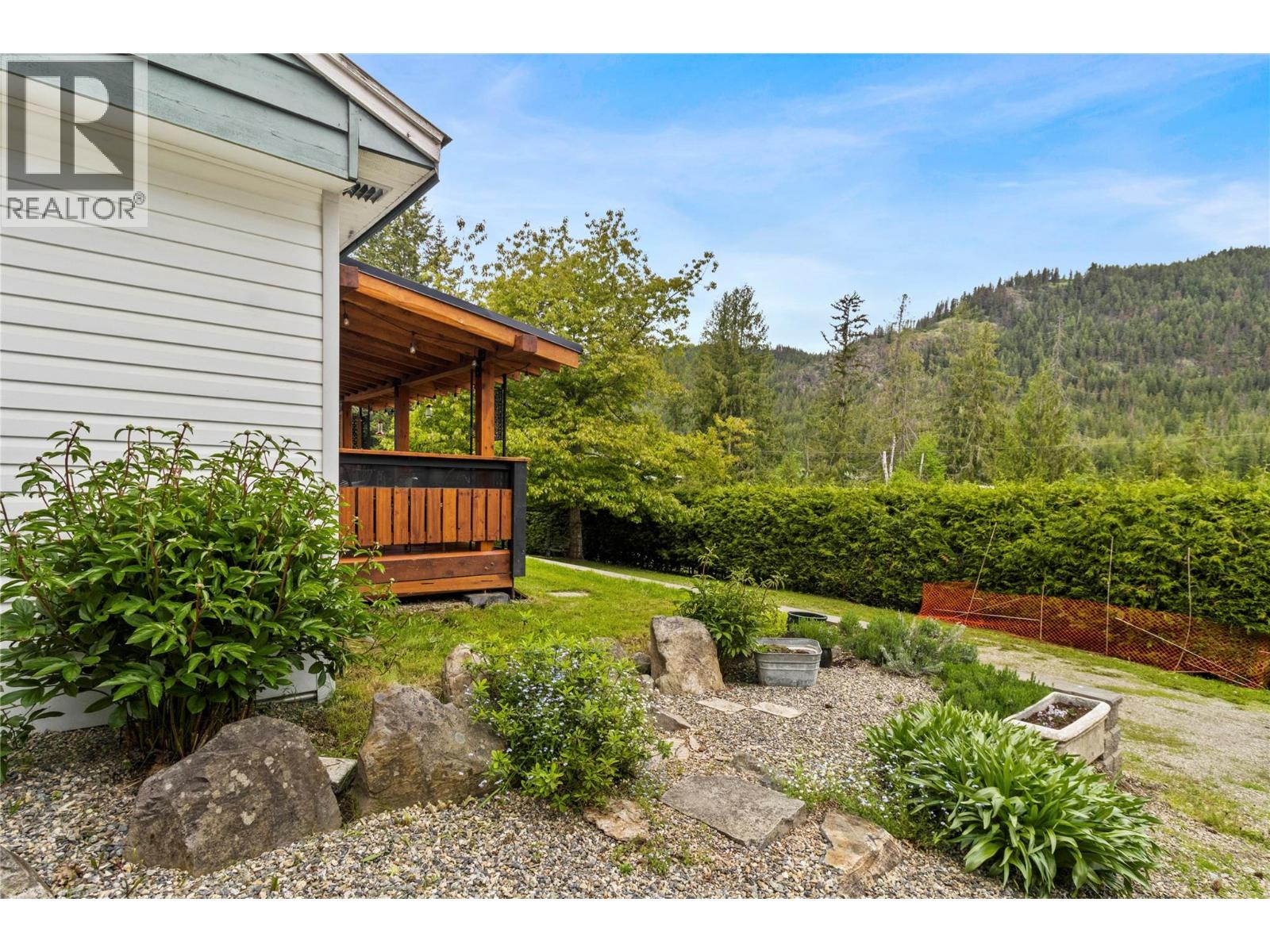 2885 White Lake Road, White Lake, British Columbia  V0E 2W0 - Photo 52 - 10373460