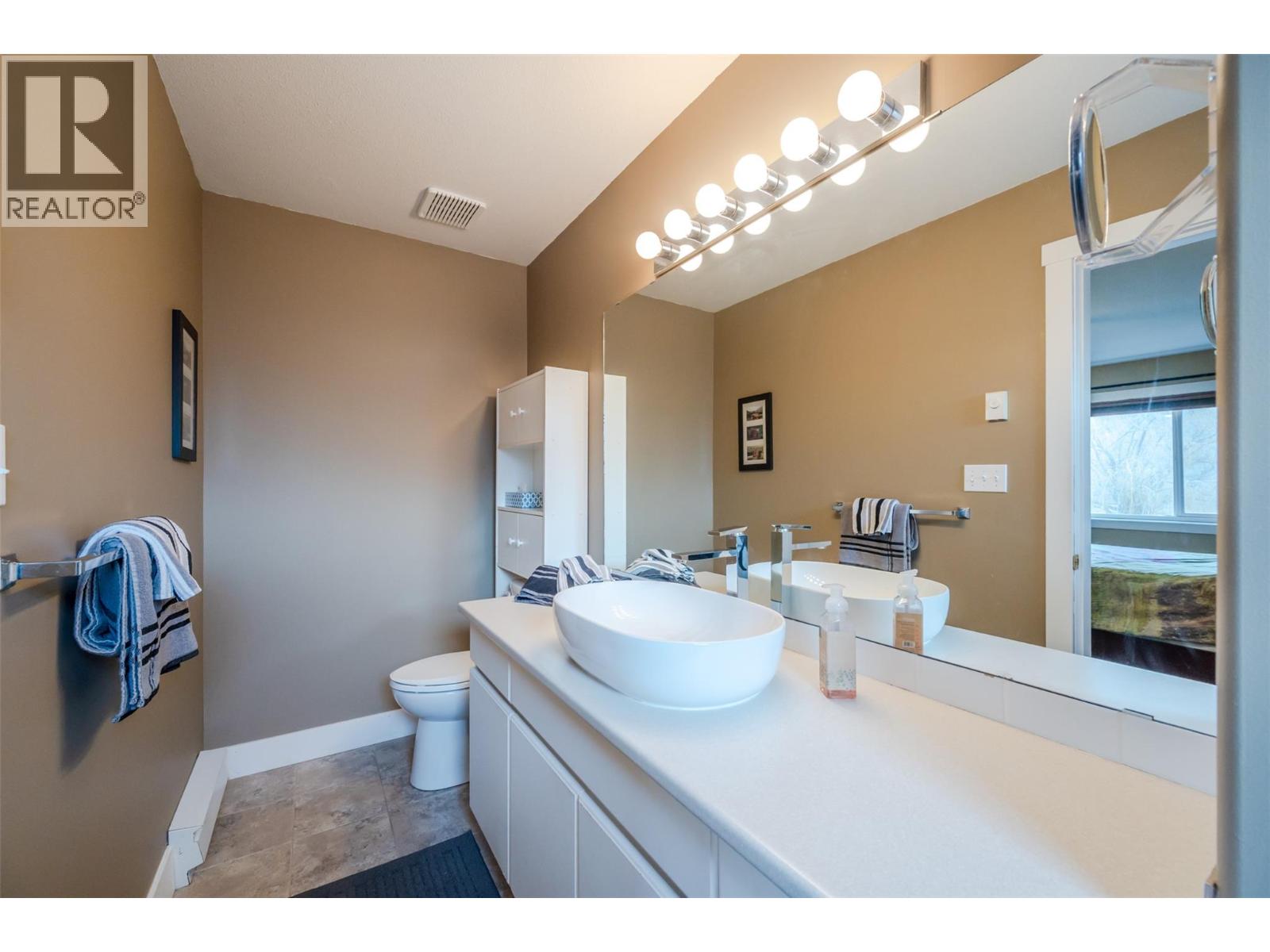 640 Main Street Unit# 309, Okanagan Falls, British Columbia  V0H 1R4 - Photo 19 - 10374077