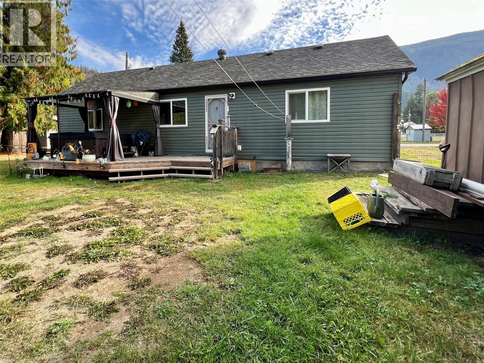515 Main Street, Slocan, British Columbia  V0G 2C0 - Photo 35 - 10373988