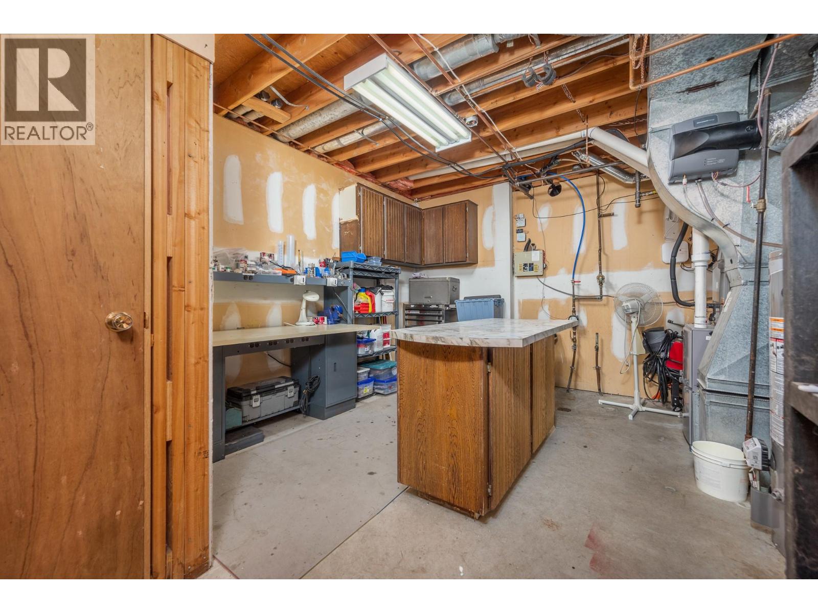 5860 Learmouth Road, Lavington, British Columbia  V1B 3E6 - Photo 38 - 10374014