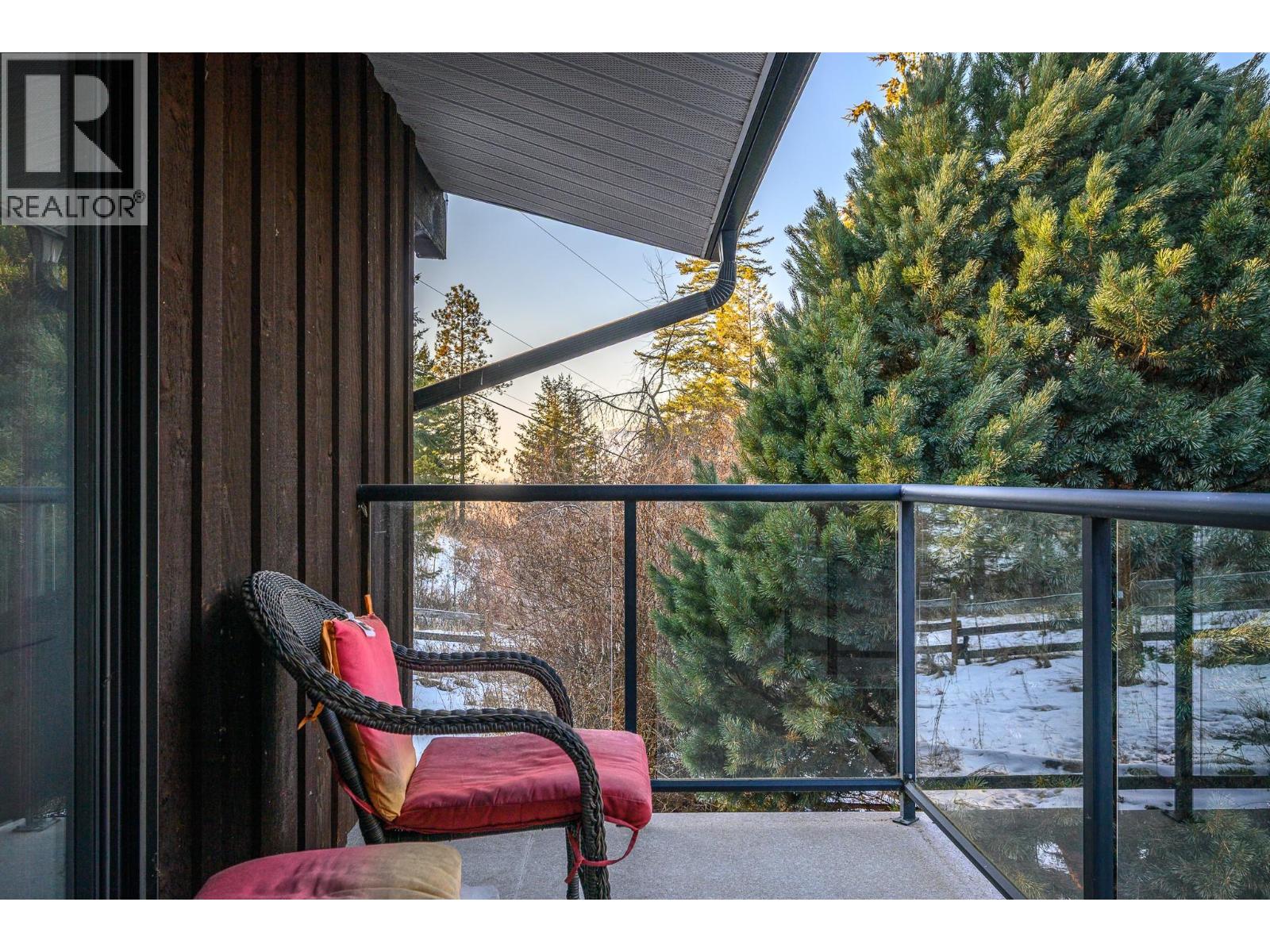 5860 Learmouth Road, Lavington, British Columbia  V1B 3E6 - Photo 44 - 10374014