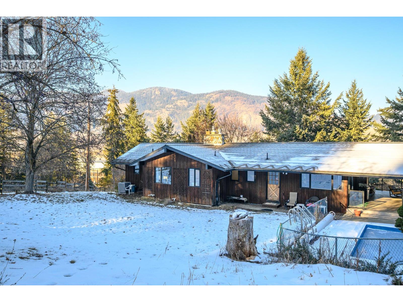 5860 Learmouth Road, Lavington, British Columbia  V1B 3E6 - Photo 53 - 10374014