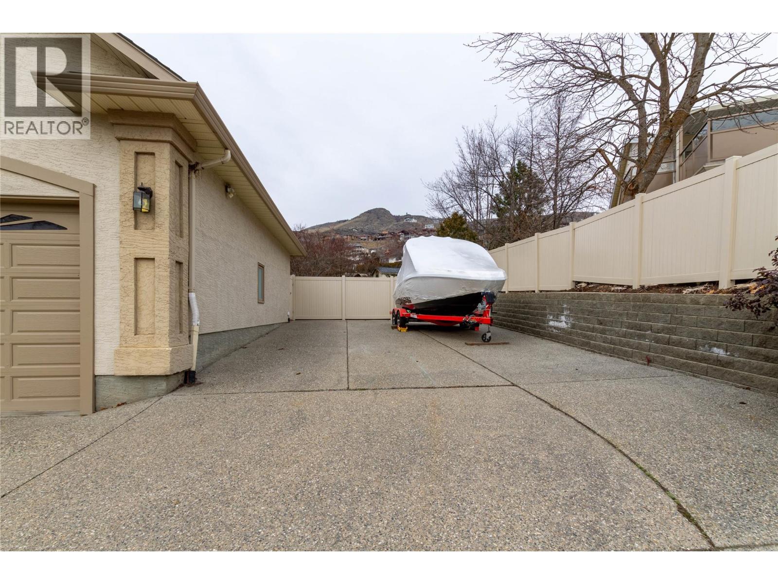 7020 Lakeridge Drive, Vernon, British Columbia  V1H 1P5 - Photo 63 - 10374013