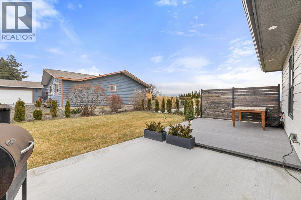 714 Lake Court, West Kelowna, British Columbia  V1Z 1H6 - Photo 12 - 10373758