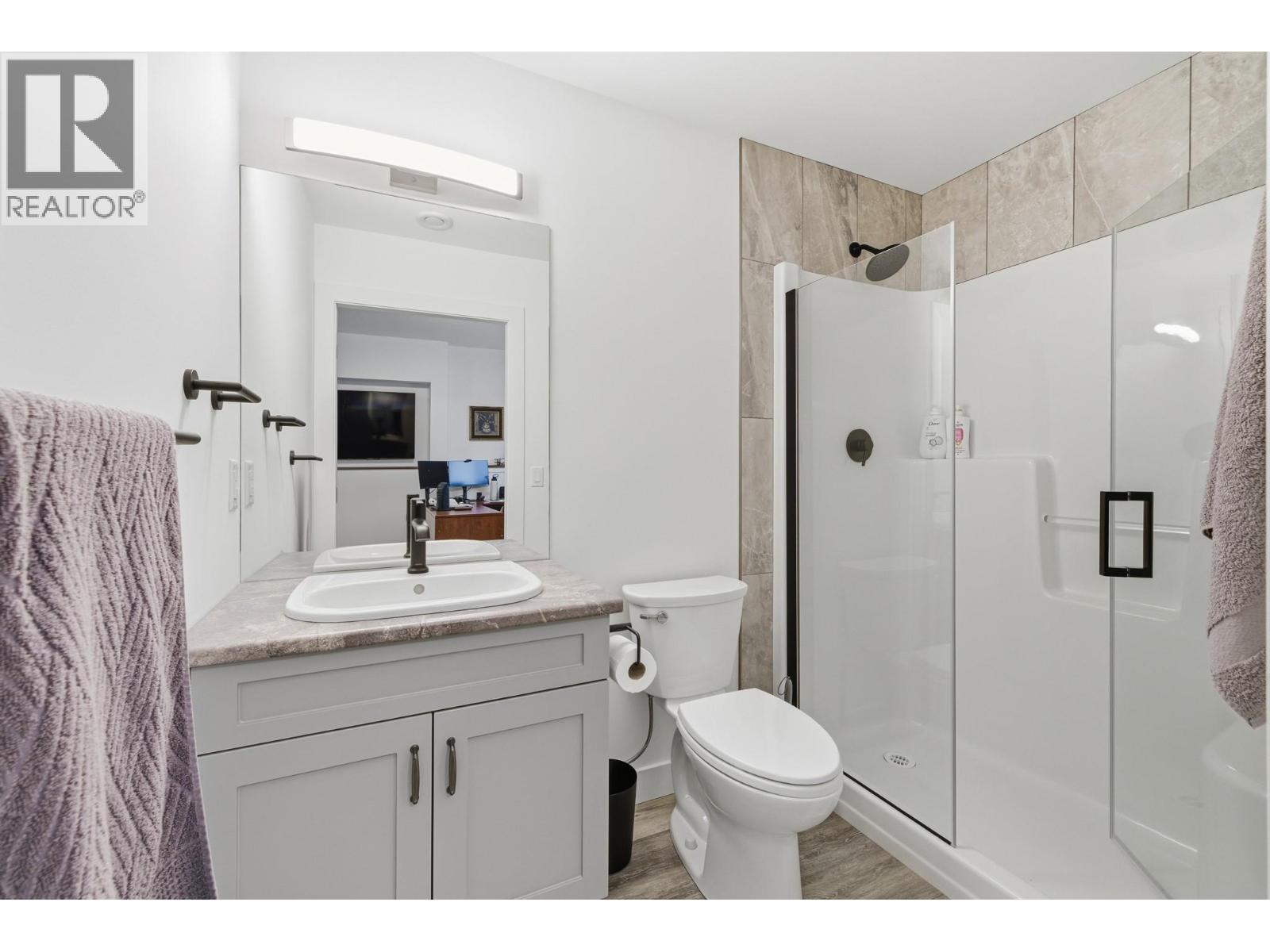 714 Lake Court, West Kelowna, British Columbia  V1Z 1H6 - Photo 32 - 10373758