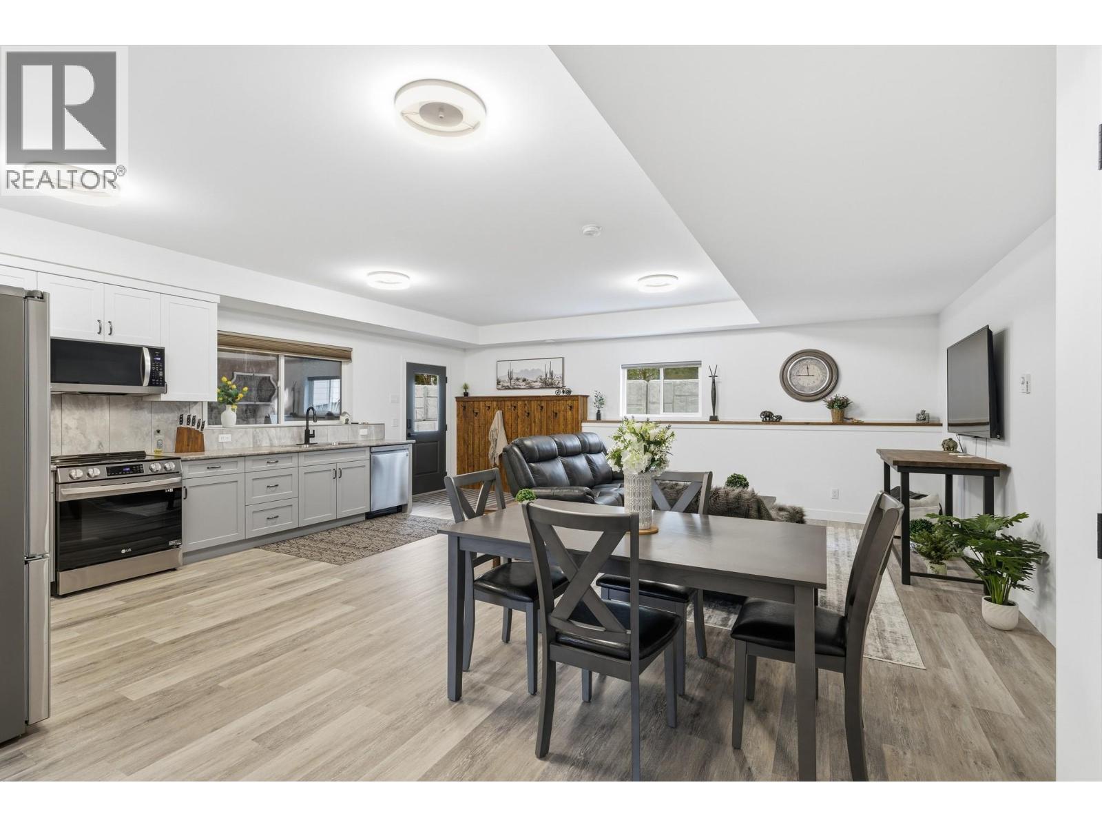 714 Lake Court, West Kelowna, British Columbia  V1Z 1H6 - Photo 34 - 10373758