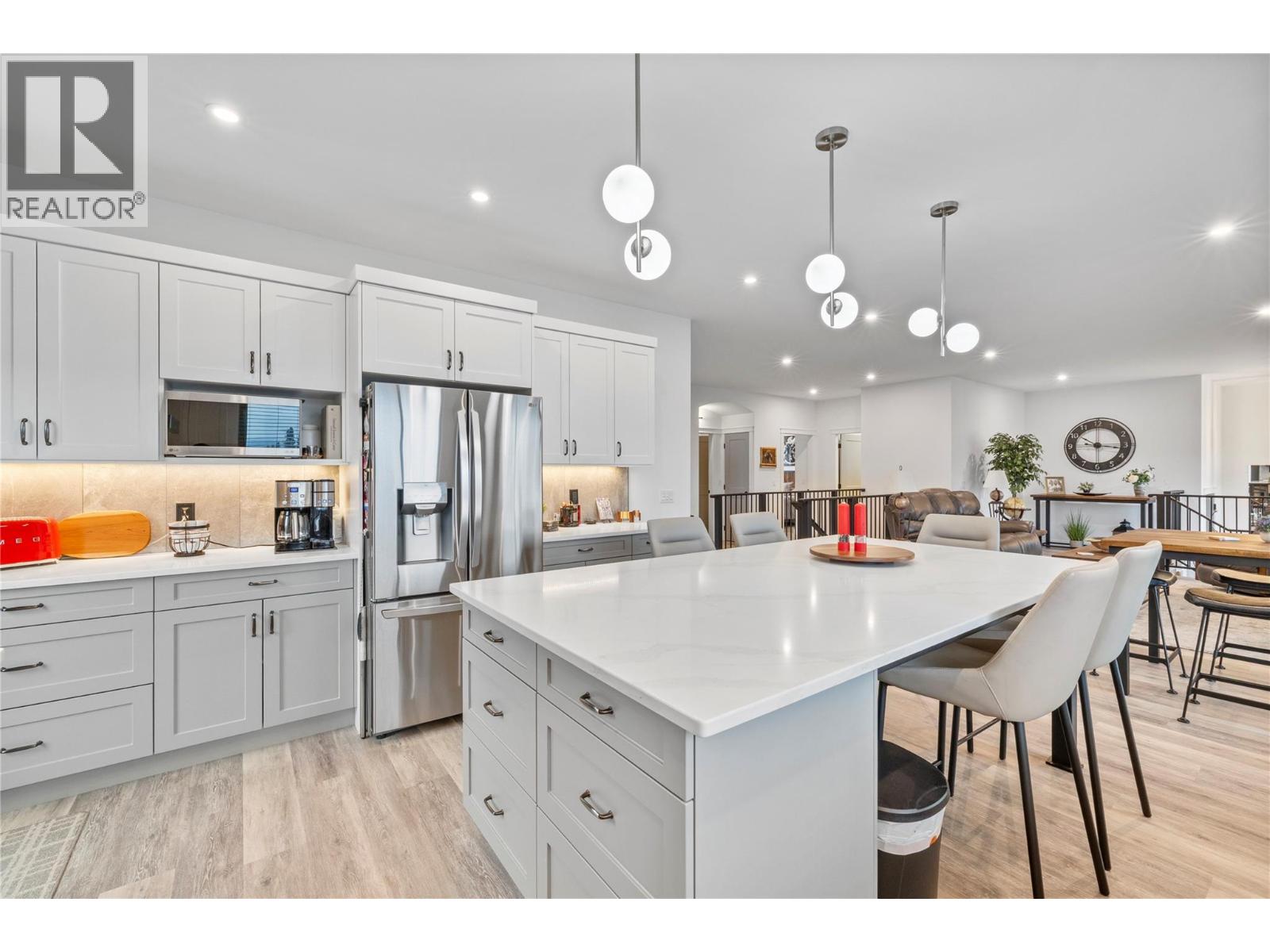 714 Lake Court, West Kelowna, British Columbia  V1Z 1H6 - Photo 8 - 10373758