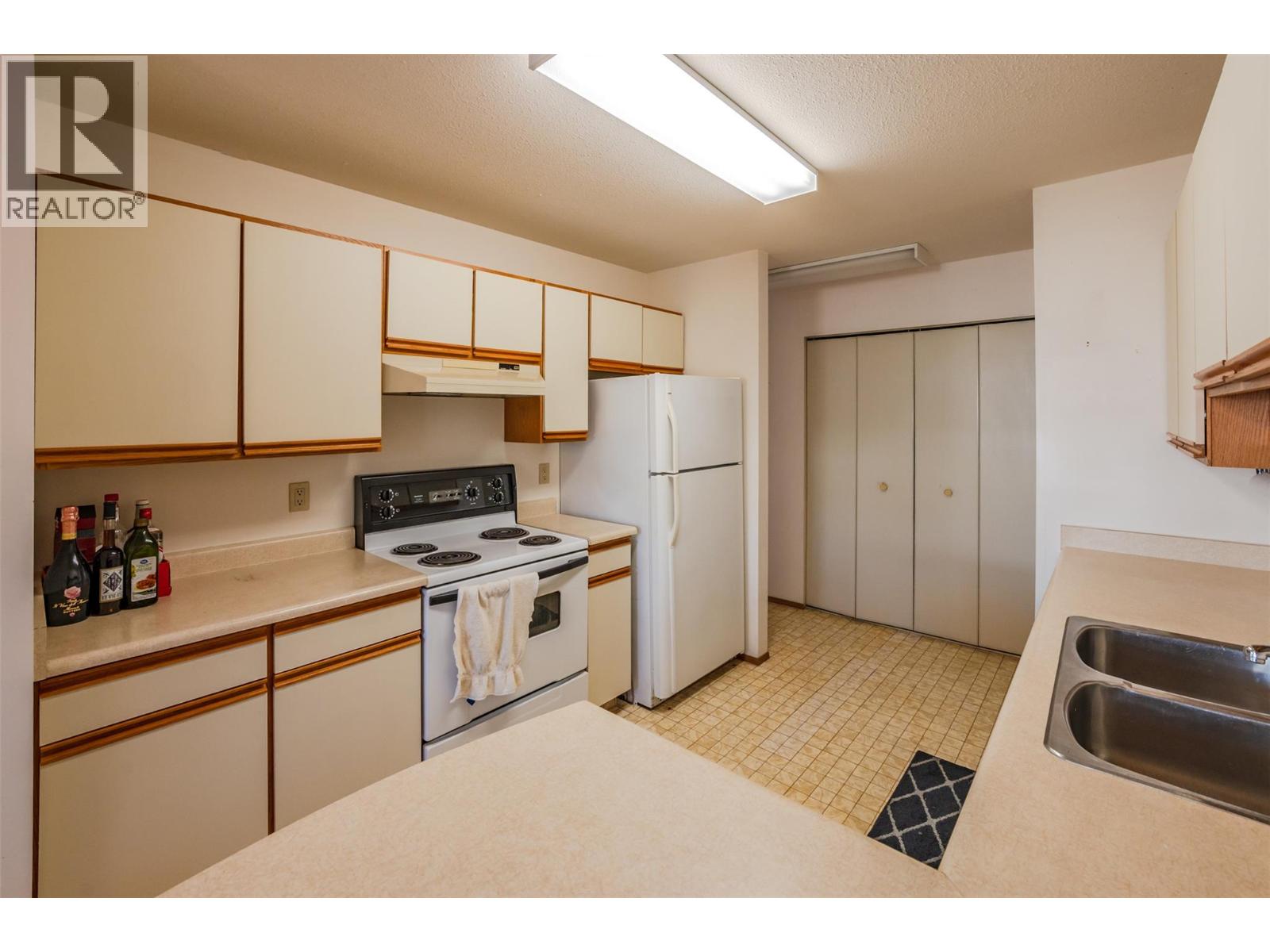 232 Kinney Avenue Unit# 105, Penticton, British Columbia  V2A 3N9 - Photo 11 - 10374120