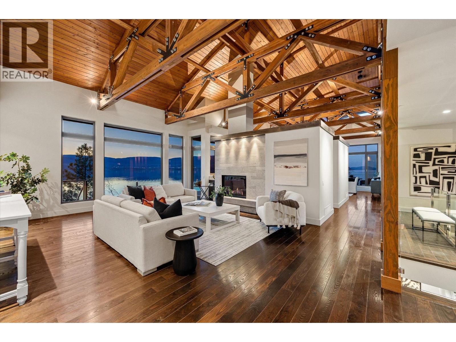 5560 Lakeshore Road, Kelowna, British Columbia  V1W 4J4 - Photo 11 - 10373964