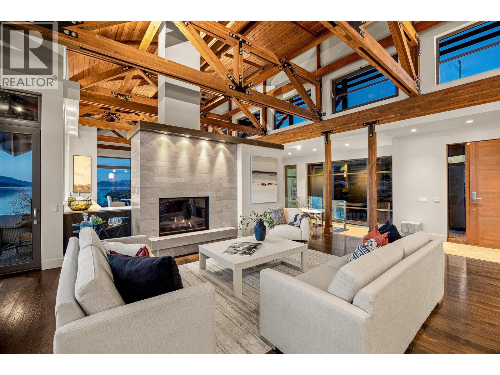 5560 Lakeshore Road, Kelowna, British Columbia  V1W 4J4 - Photo 14 - 10373964