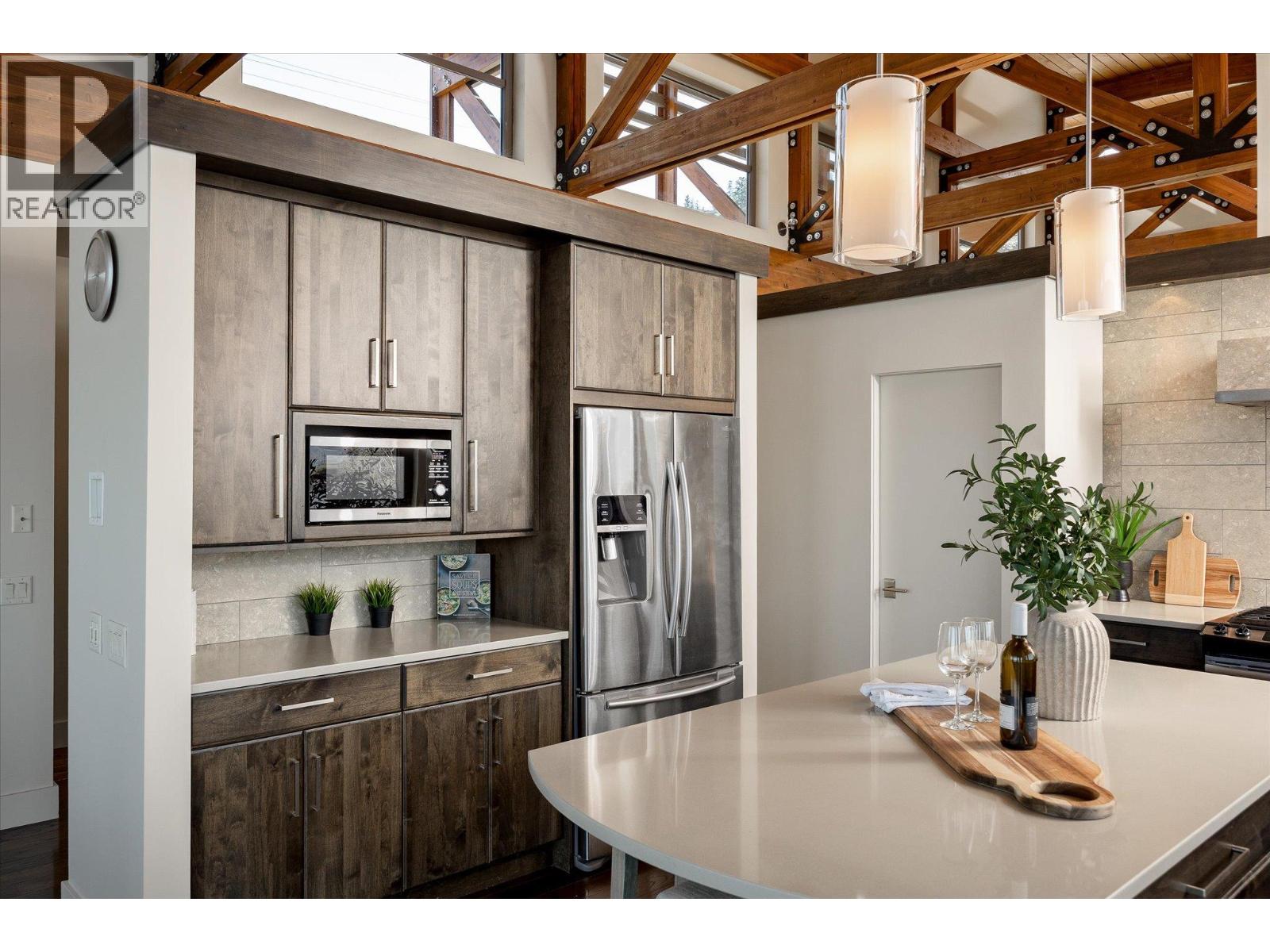 5560 Lakeshore Road, Kelowna, British Columbia  V1W 4J4 - Photo 22 - 10373964