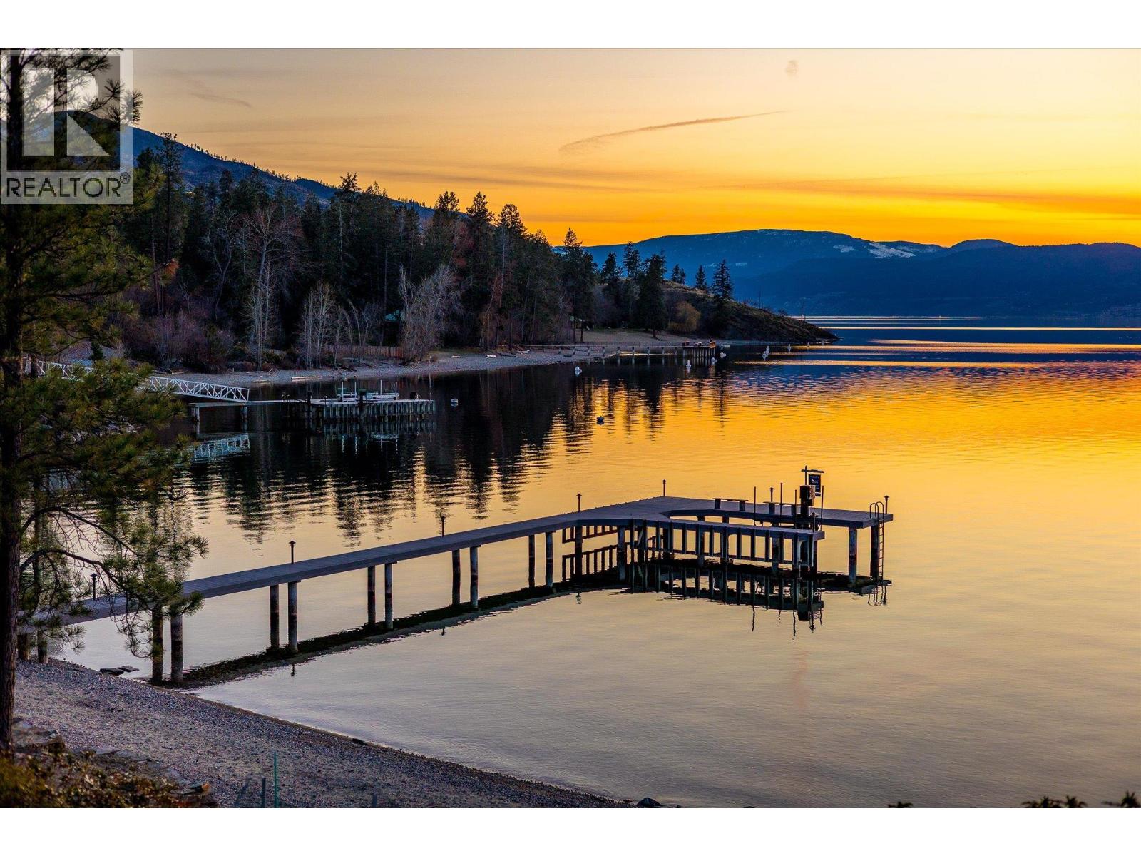 5560 Lakeshore Road, Kelowna, British Columbia  V1W 4J4 - Photo 4 - 10373964