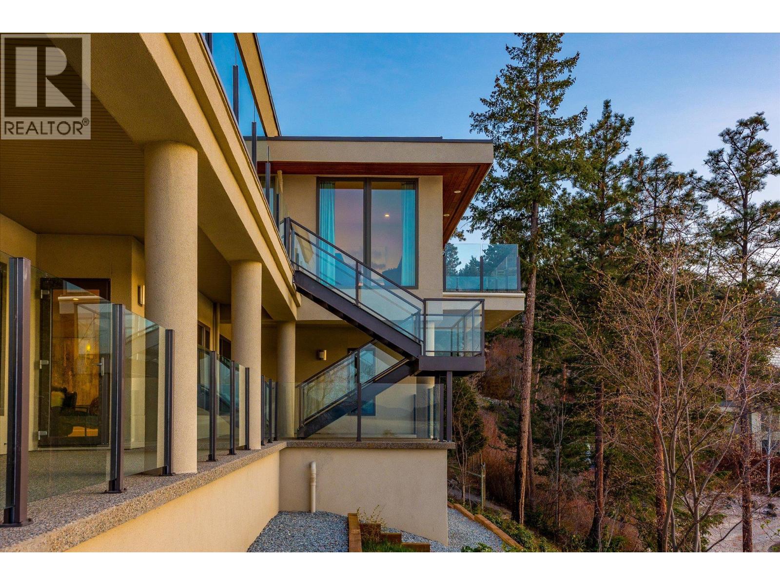 5560 Lakeshore Road, Kelowna, British Columbia  V1W 4J4 - Photo 50 - 10373964