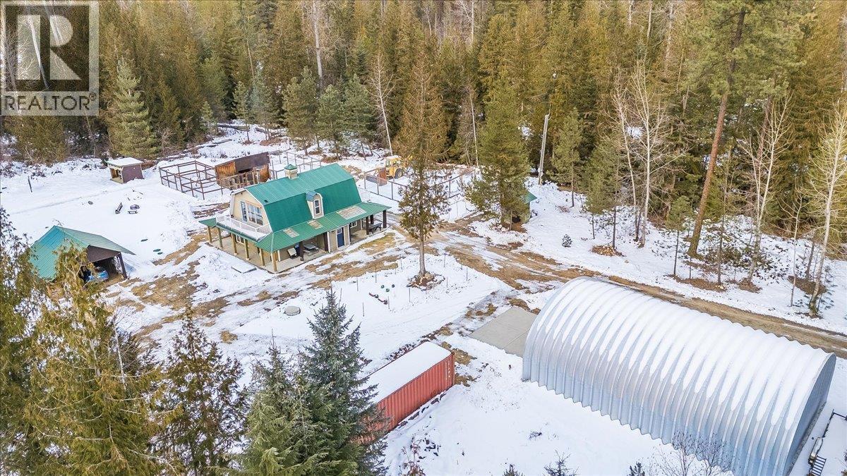 4453 Passmore Upper Road, Passmore, British Columbia  V0G 2J0 - Photo 2 - 10373819
