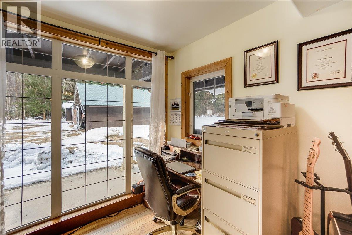 4453 Passmore Upper Road, Passmore, British Columbia  V0G 2J0 - Photo 25 - 10373819