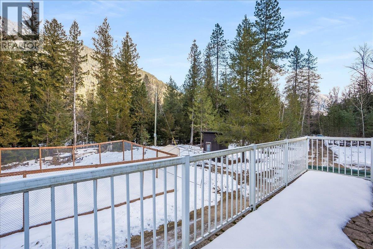 4453 Passmore Upper Road, Passmore, British Columbia  V0G 2J0 - Photo 42 - 10373819