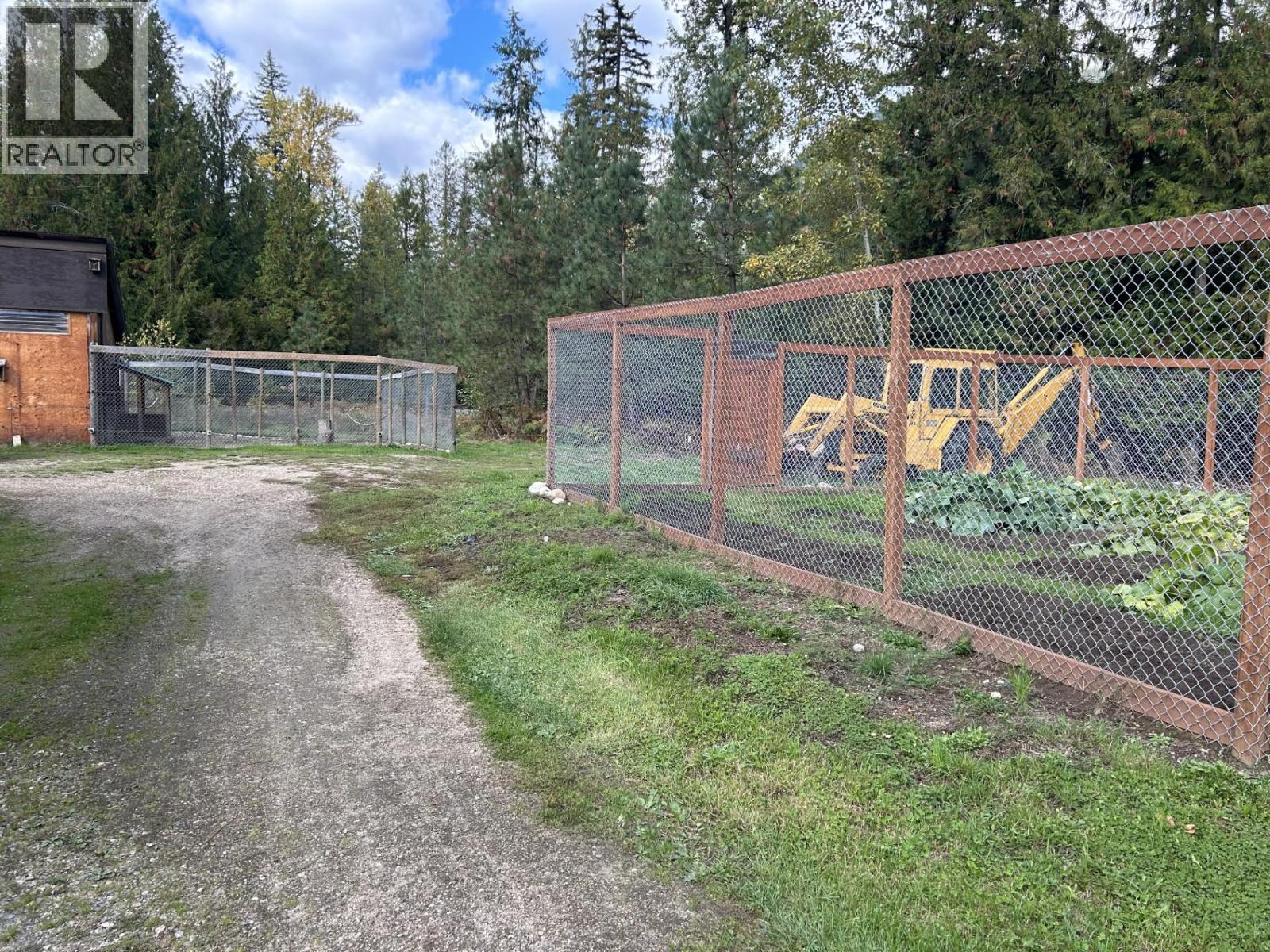 4453 Passmore Upper Road, Passmore, British Columbia  V0G 2J0 - Photo 54 - 10373819