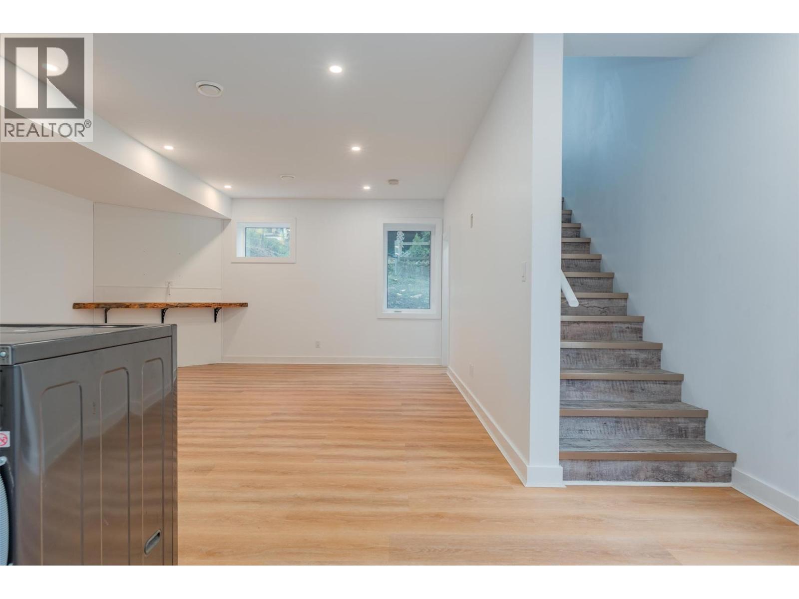 2690 Monte Christo Street, Rossland, British Columbia  V0G 1Y0 - Photo 29 - 10374170