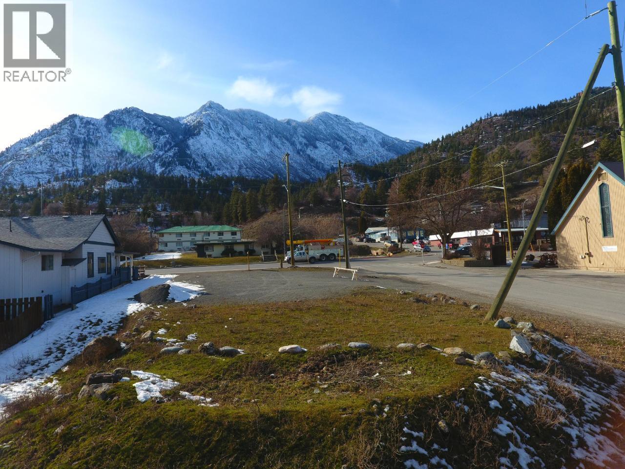 818 Main Street, Lillooet, British Columbia  V0K 1V0 - Photo 2 - 10374166