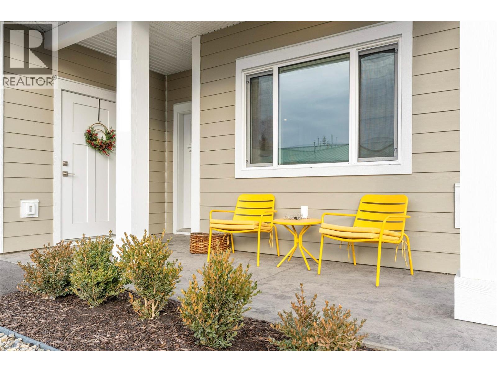 6457 Okanagan Landing Road, Vernon, British Columbia  V1H 1M5 - Photo 3 - 10374216