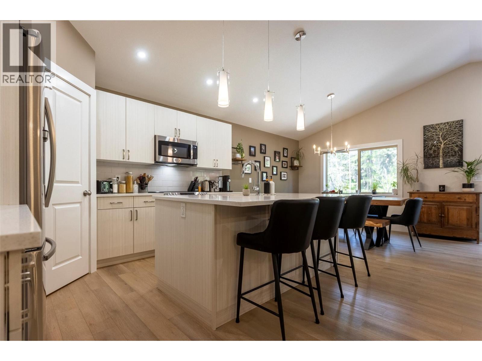 6347 Osprey Landing Court, Wardner, British Columbia  V0B 2J0 - Photo 15 - 10374118