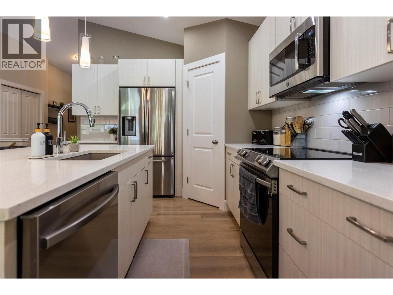 6347 Osprey Landing Court, Wardner, British Columbia  V0B 2J0 - Photo 17 - 10374118