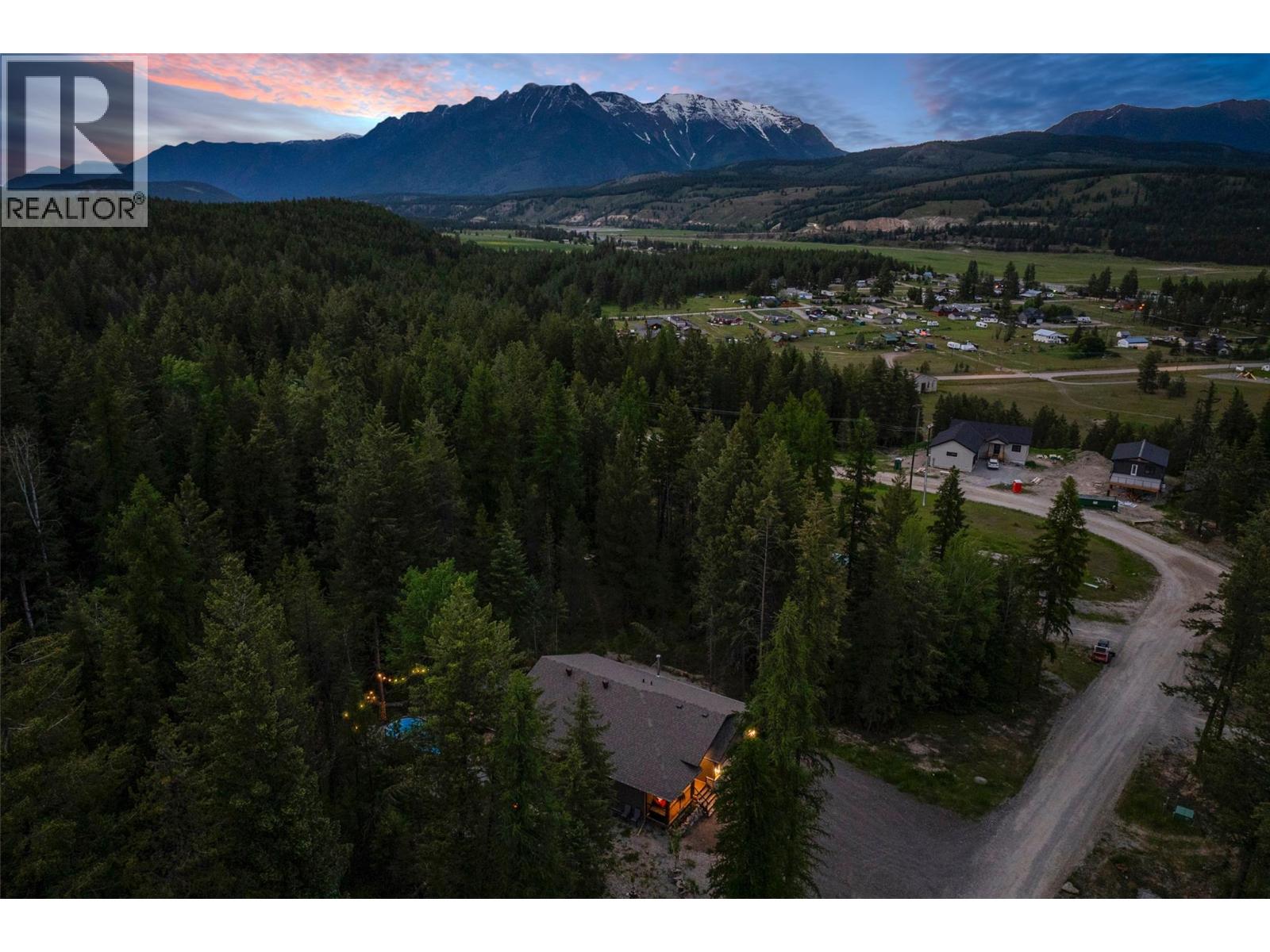 6347 Osprey Landing Court, Wardner, British Columbia  V0B 2J0 - Photo 52 - 10374118