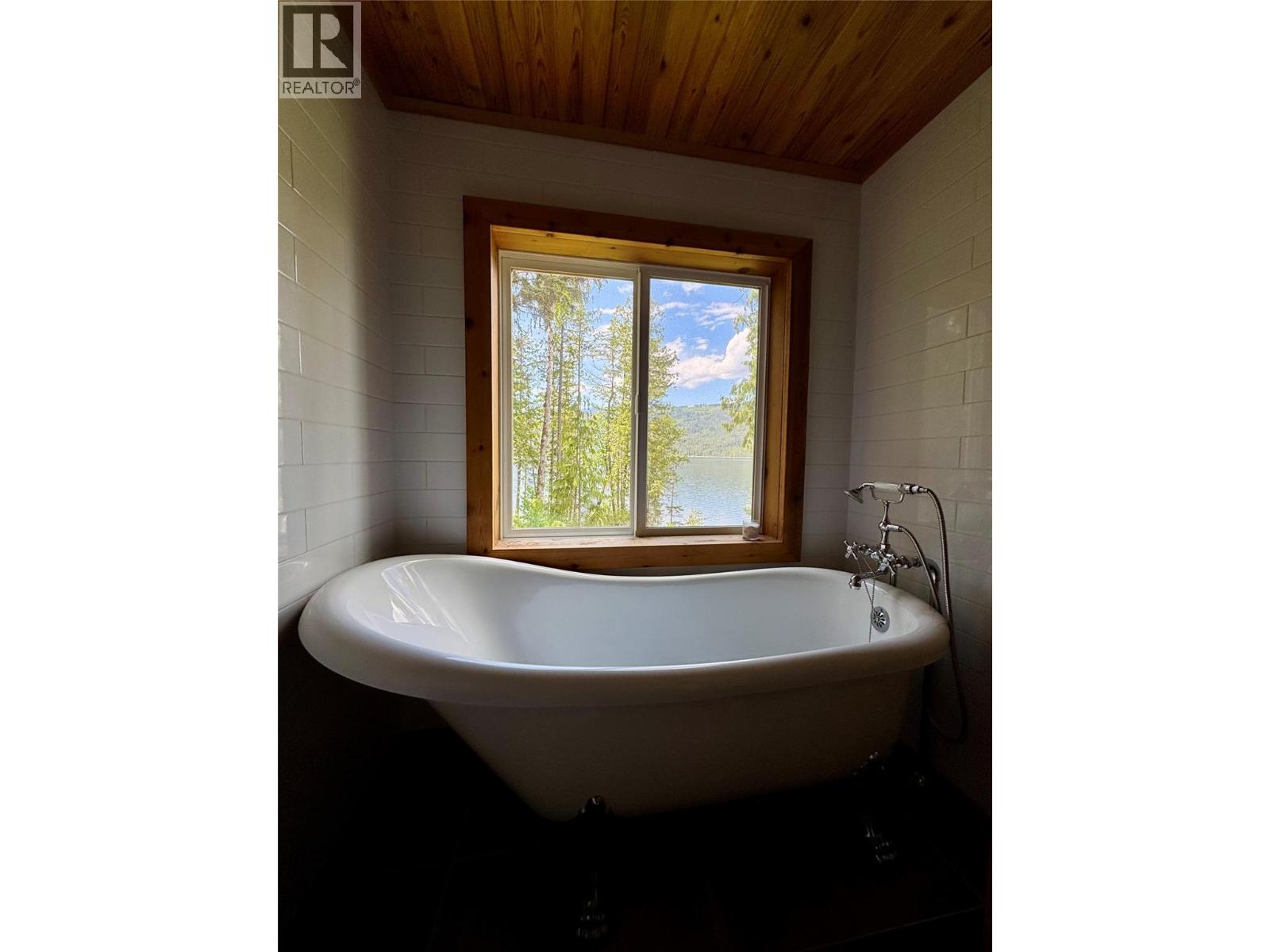 Lot 4 Pete Martin Bay, Sicamous, British Columbia  V0E 2V0 - Photo 21 - 10373468