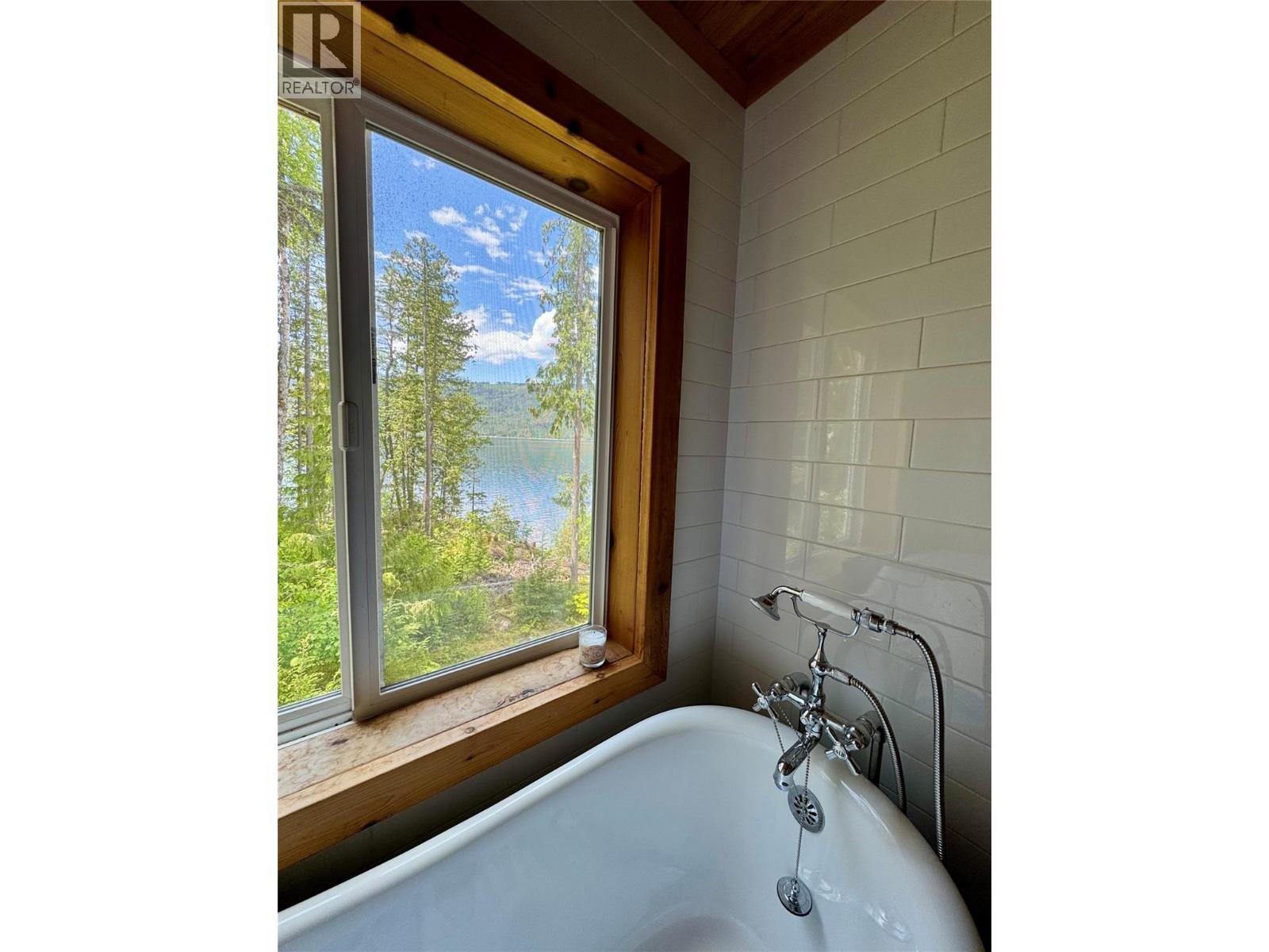 Lot 4 Pete Martin Bay, Sicamous, British Columbia  V0E 2V0 - Photo 22 - 10373468