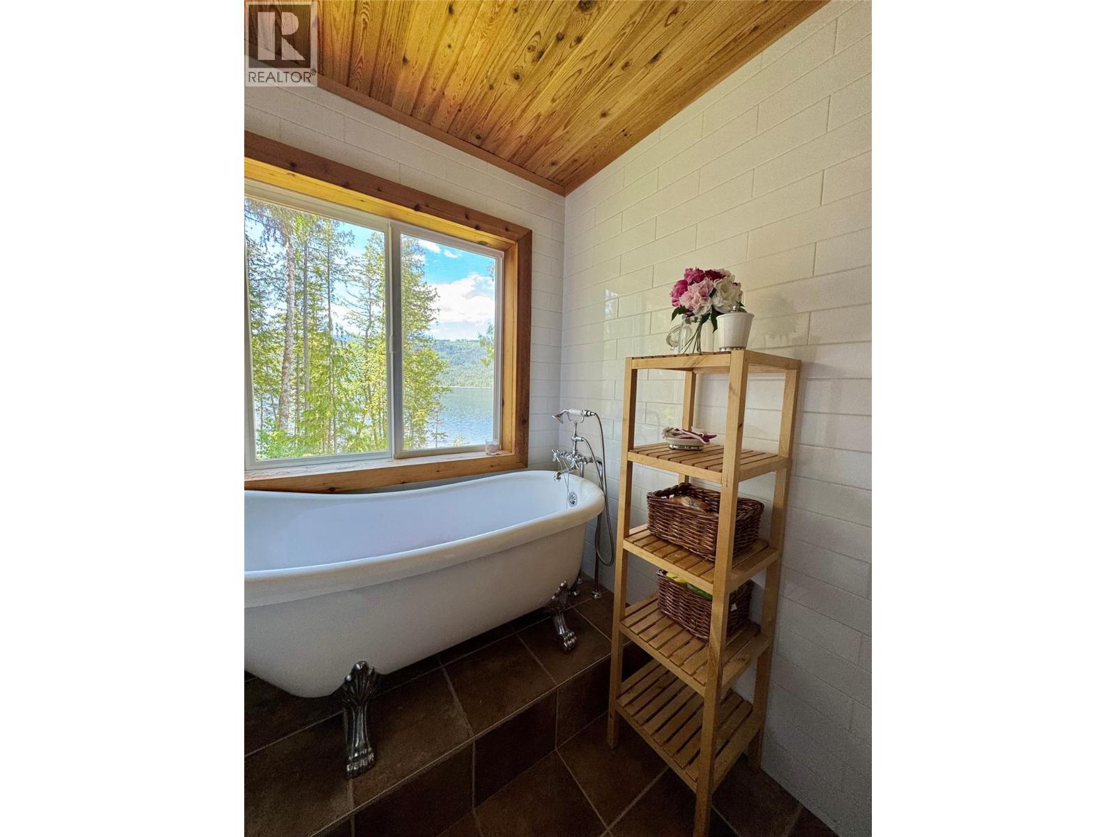 Lot 4 Pete Martin Bay, Sicamous, British Columbia  V0E 2V0 - Photo 24 - 10373468