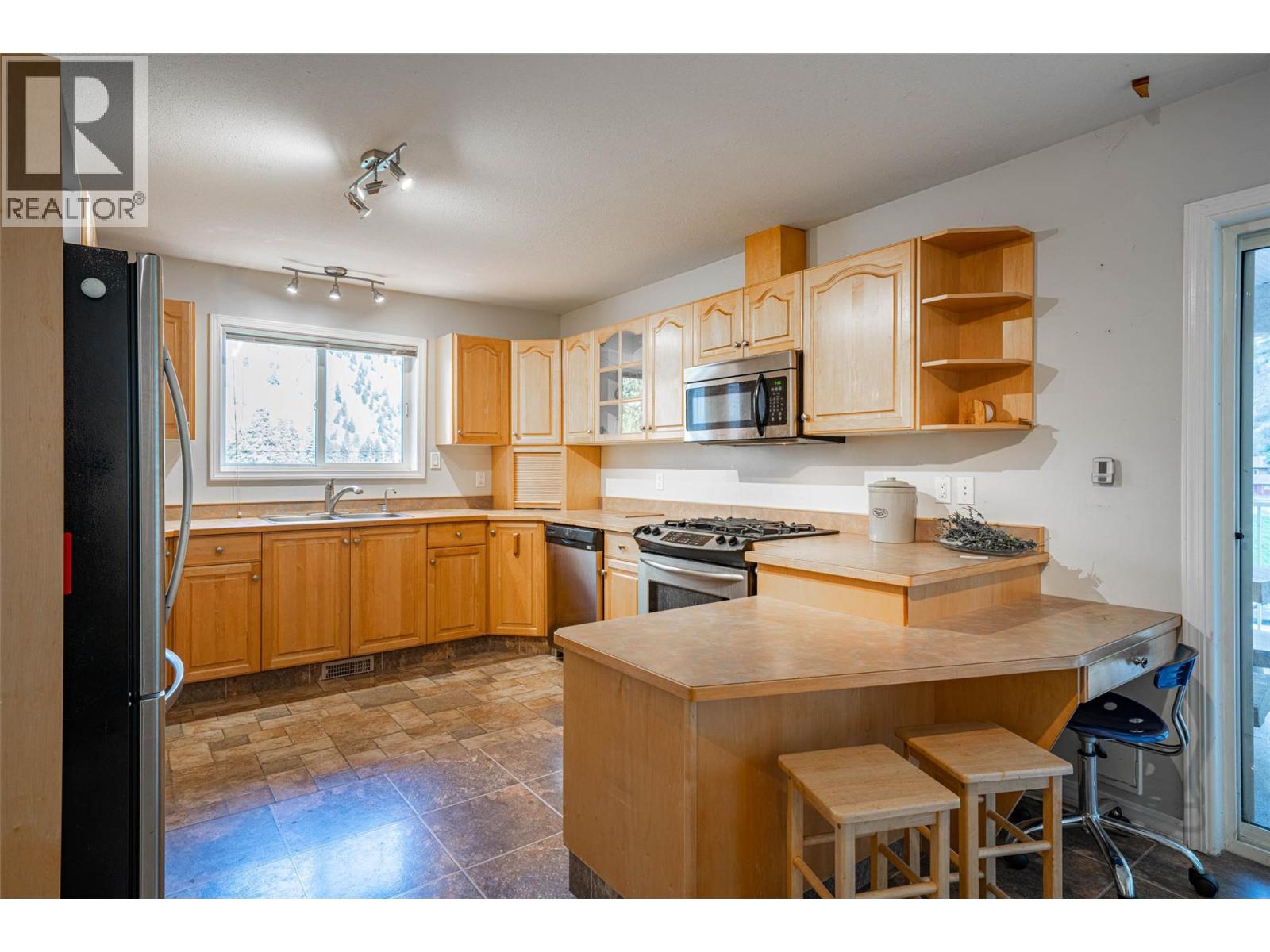 205 Ashnola Road, Keremeos, British Columbia  V0X 1N1 - Photo 11 - 10374189