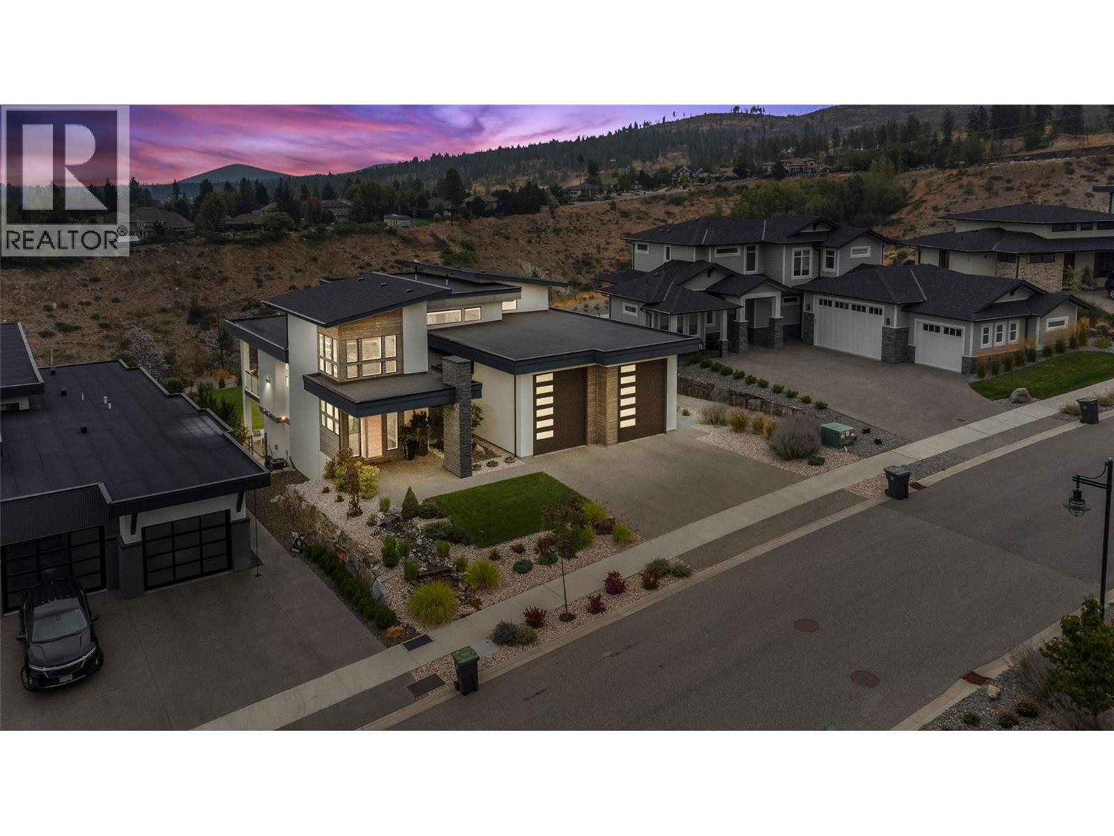 1648 Fawn Run Drive, Kelowna, British Columbia  V1W 5M8 - Photo 2 - 10373619