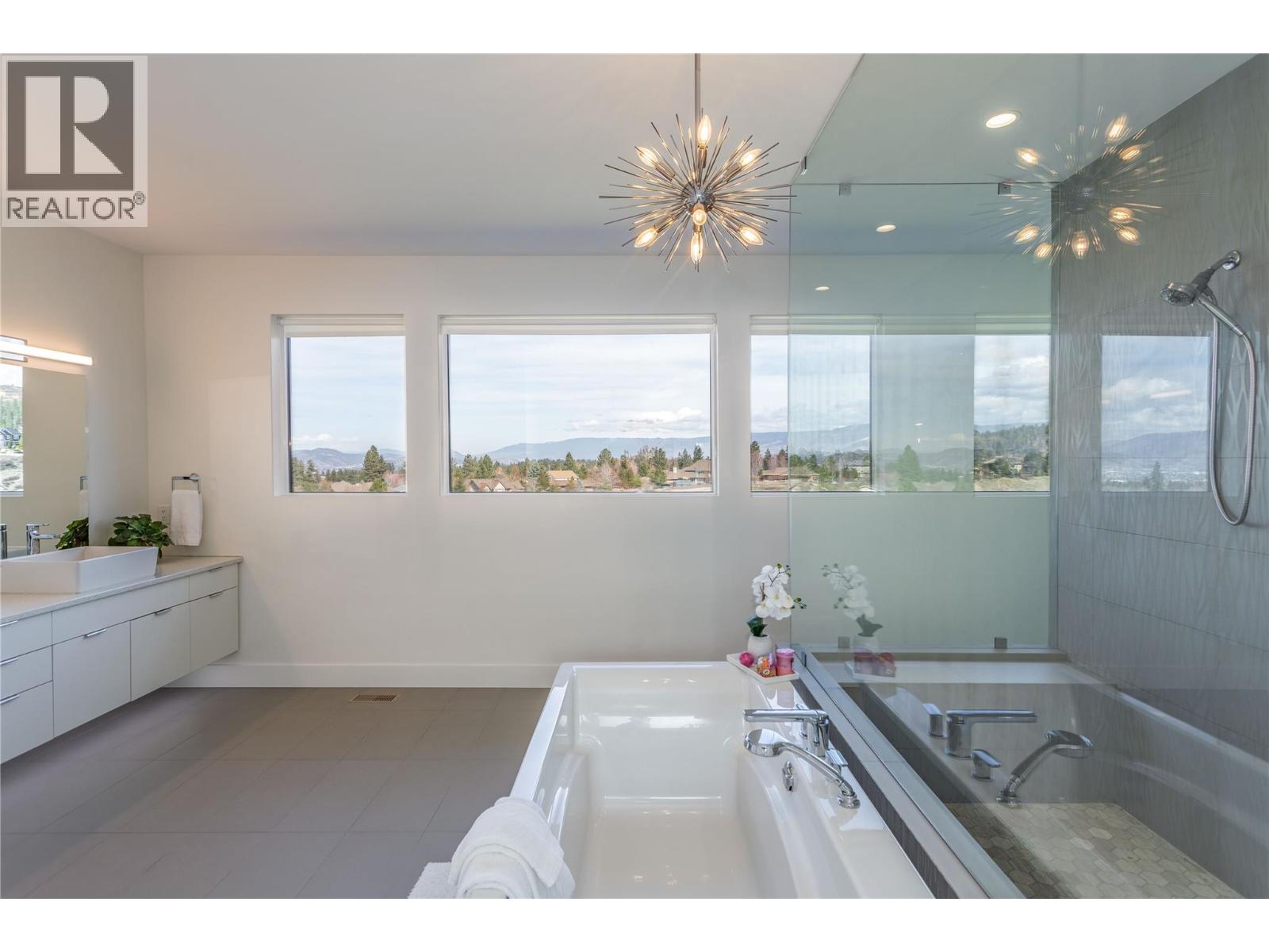 1648 Fawn Run Drive, Kelowna, British Columbia  V1W 5M8 - Photo 50 - 10373619