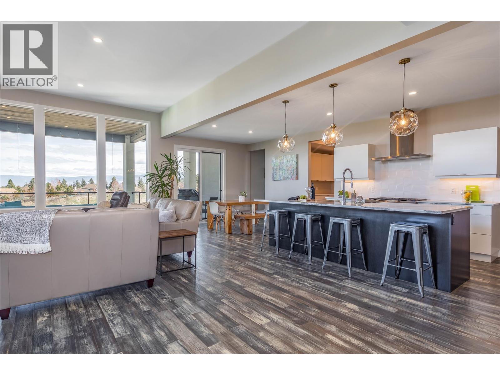 1648 Fawn Run Drive, Kelowna, British Columbia  V1W 5M8 - Photo 7 - 10373619