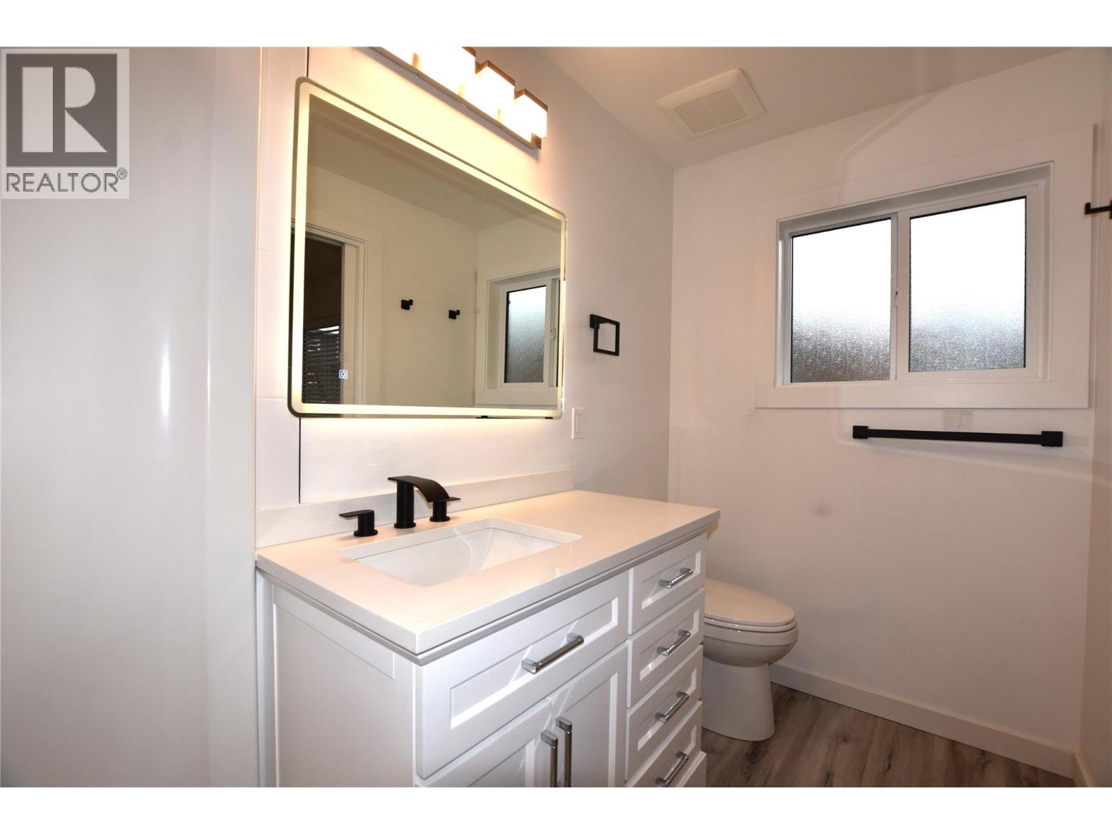 592 Nighthawk Avenue, Vernon, British Columbia  V1H 2A1 - Photo 21 - 10374167