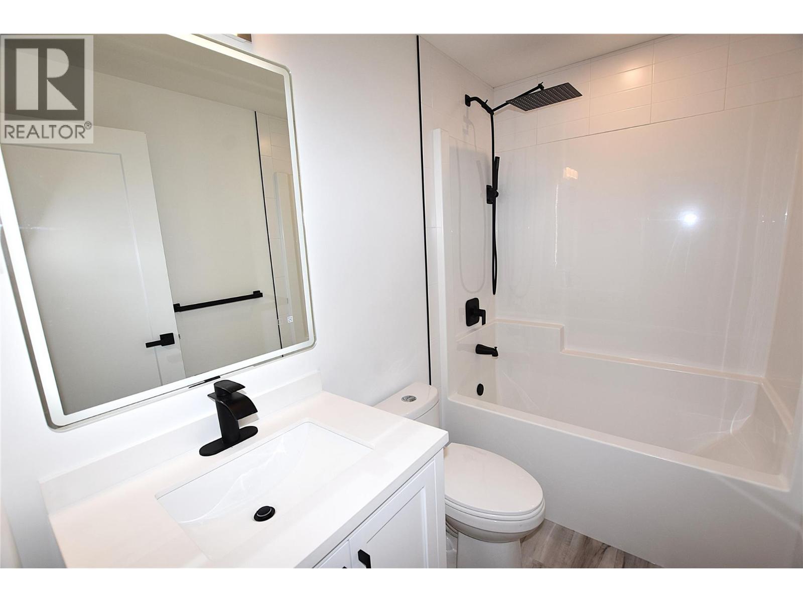 592 Nighthawk Avenue, Vernon, British Columbia  V1H 2A1 - Photo 28 - 10374167