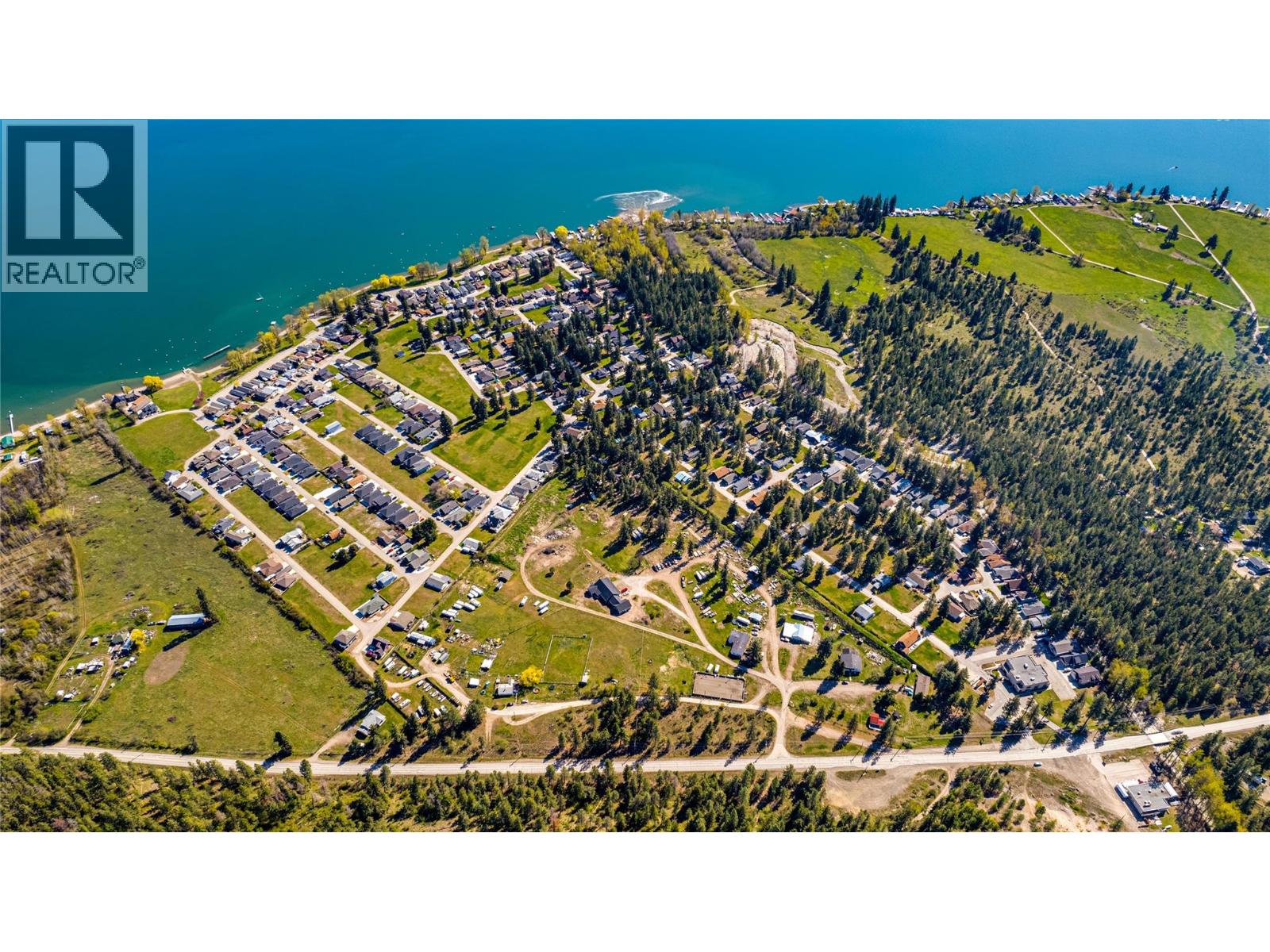 592 Nighthawk Avenue, Vernon, British Columbia  V1H 2A1 - Photo 3 - 10374167