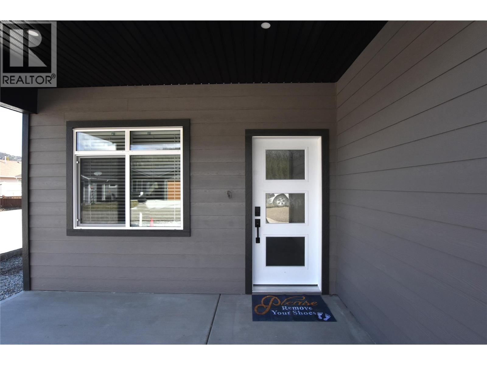 592 Nighthawk Avenue, Vernon, British Columbia  V1H 2A1 - Photo 7 - 10374167
