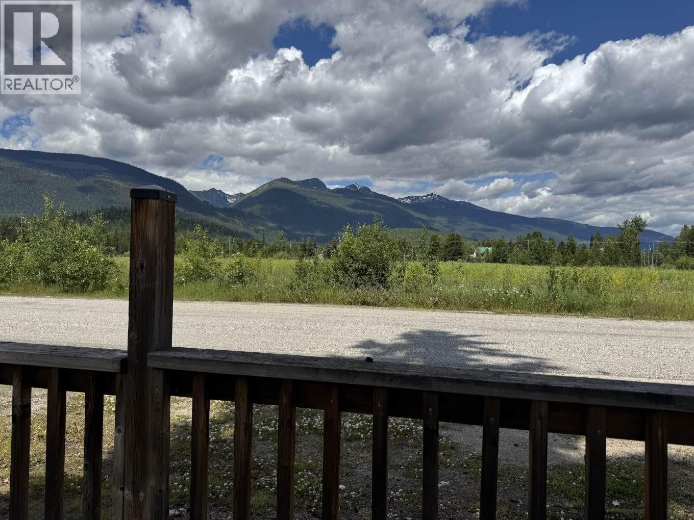 5922 Stewart Street, Blue River, British Columbia  V0J 1J0 - Photo 21 - 10374146