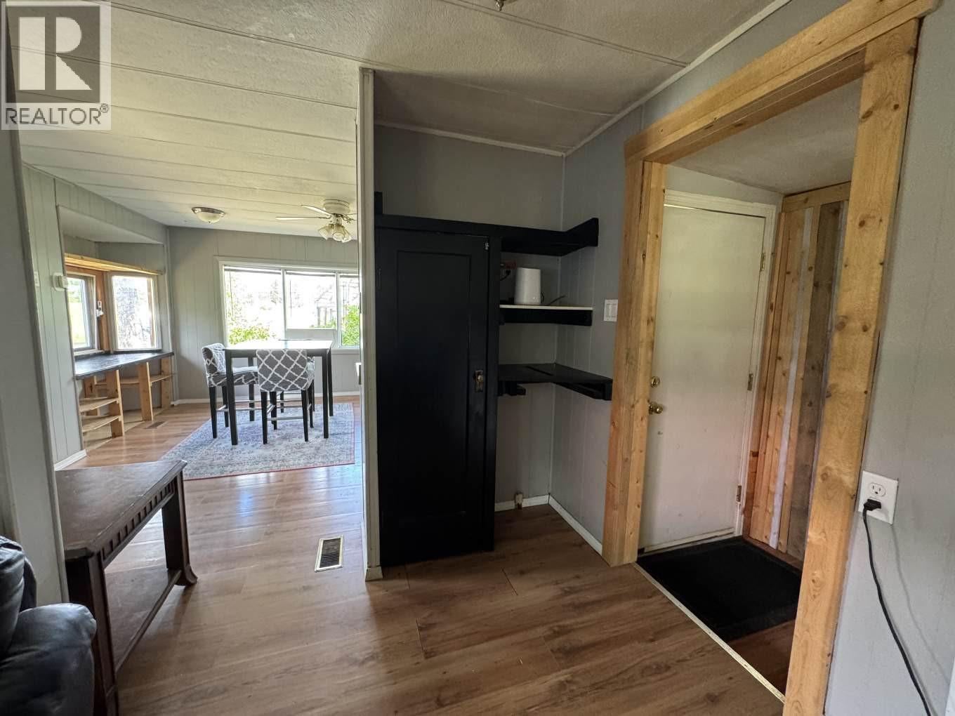 5922 Stewart Street, Blue River, British Columbia  V0J 1J0 - Photo 8 - 10374146