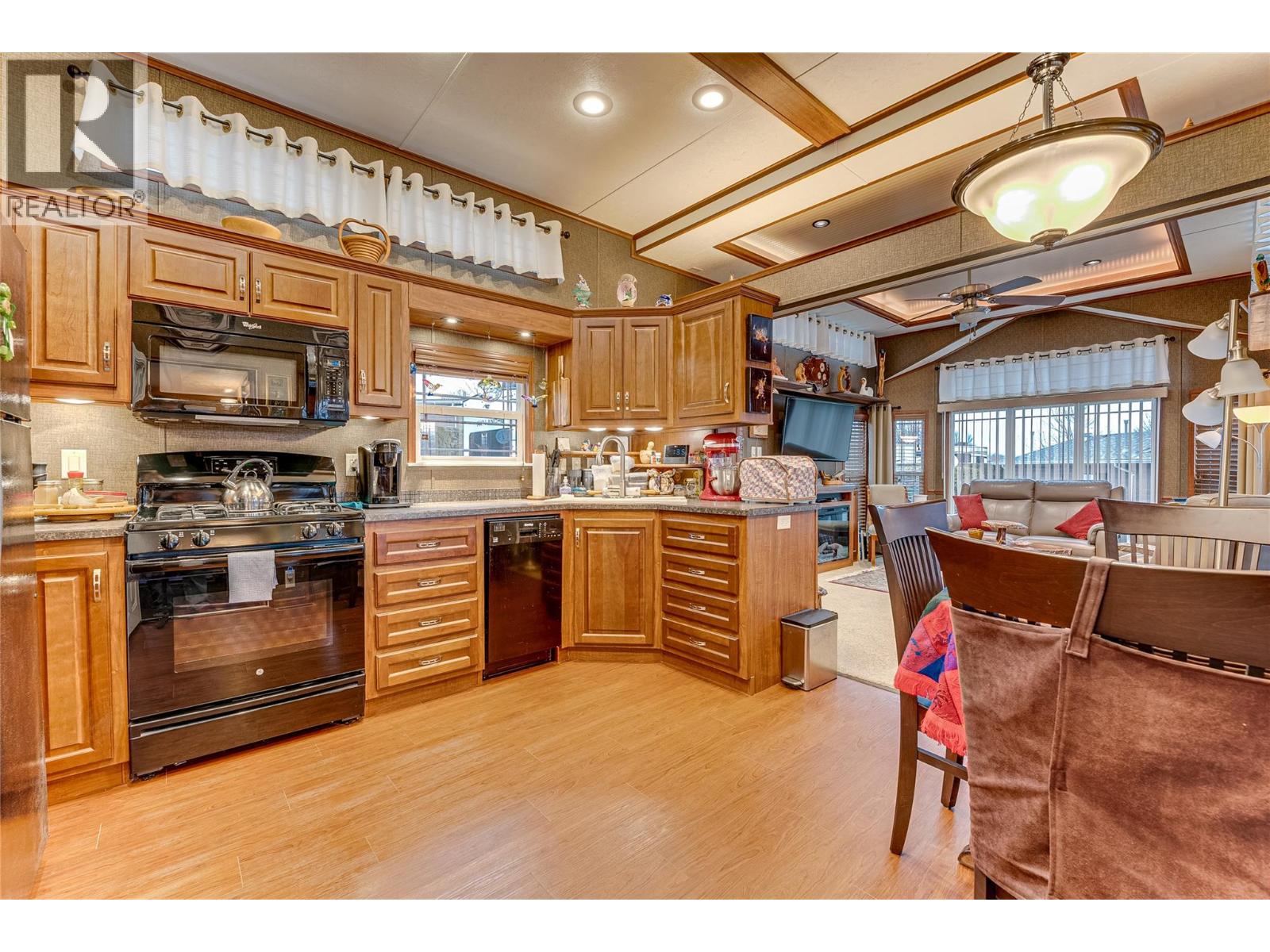 8000 Highland Road Unit# 42, Vernon, British Columbia  V1B 3W5 - Photo 7 - 10374038