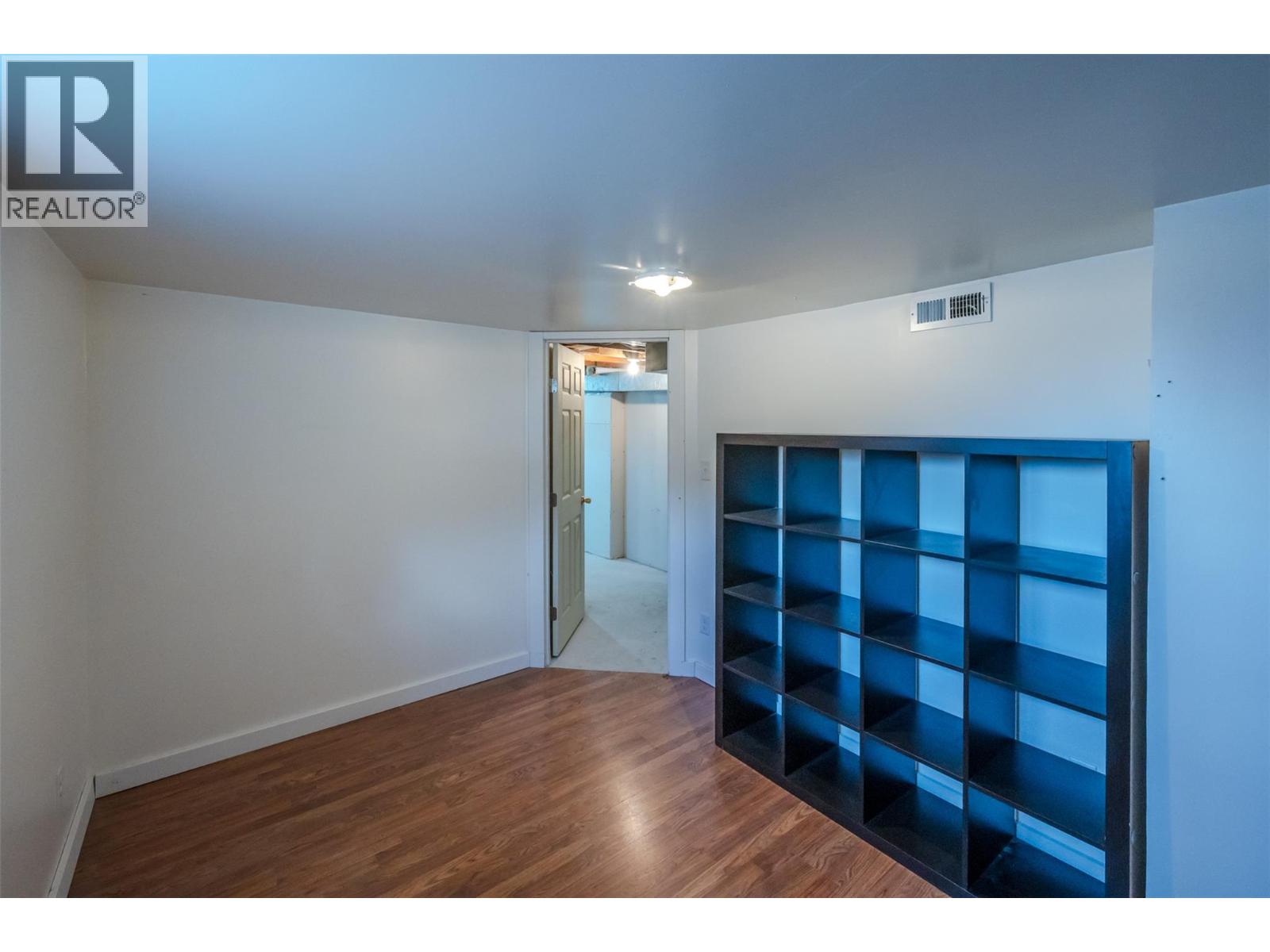 6470 Hollow Street, Oliver, British Columbia  V0H 1T0 - Photo 30 - 10374175