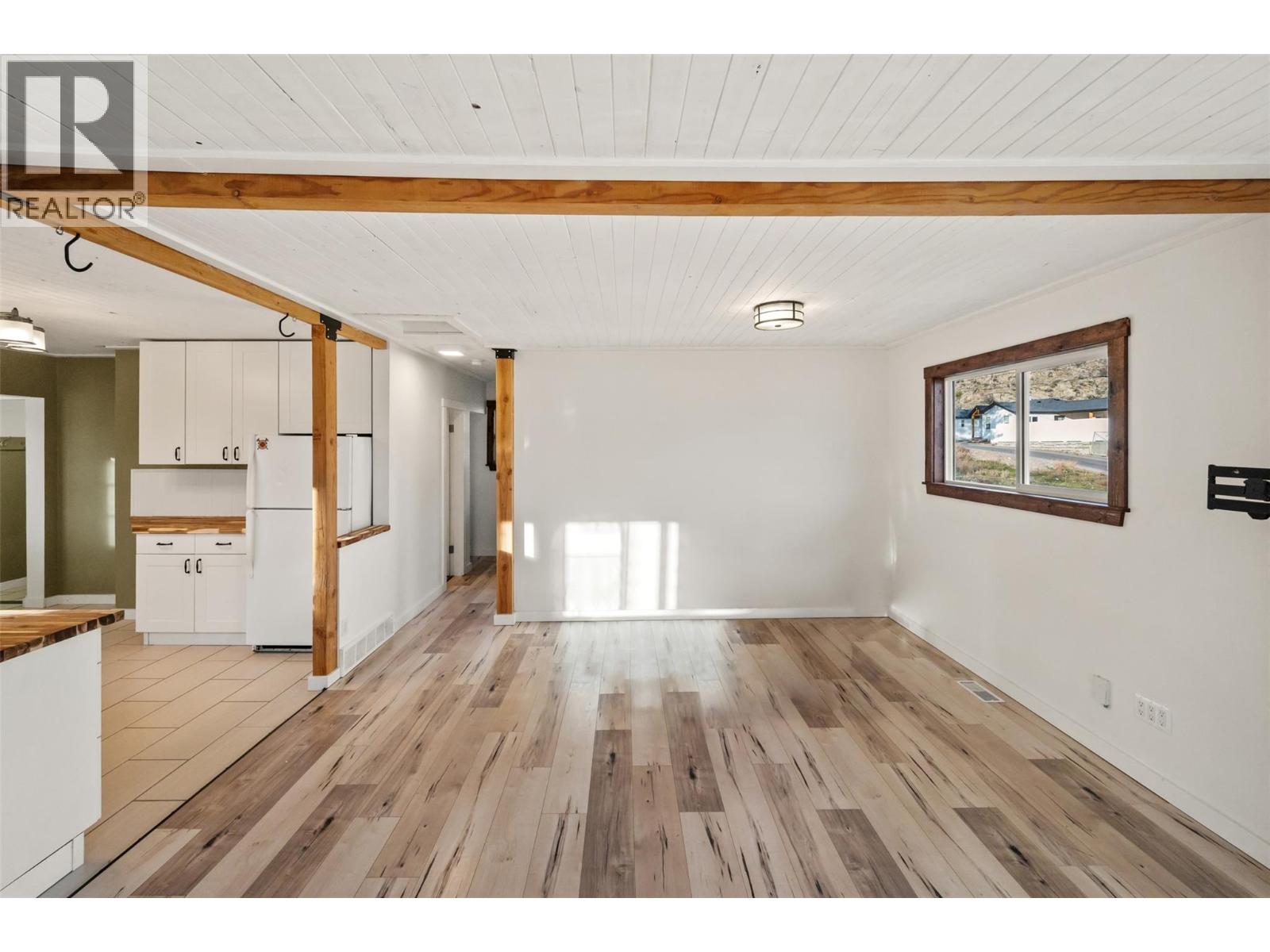 6470 Hollow Street, Oliver, British Columbia  V0H 1T0 - Photo 7 - 10374175