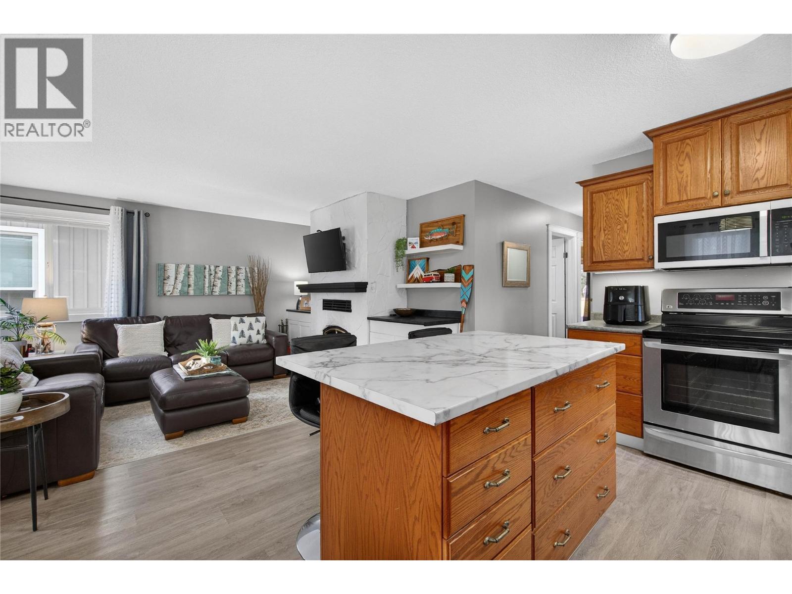 206 Falcon Avenue, Vernon, British Columbia  V1H 2A1 - Photo 28 - 10374278