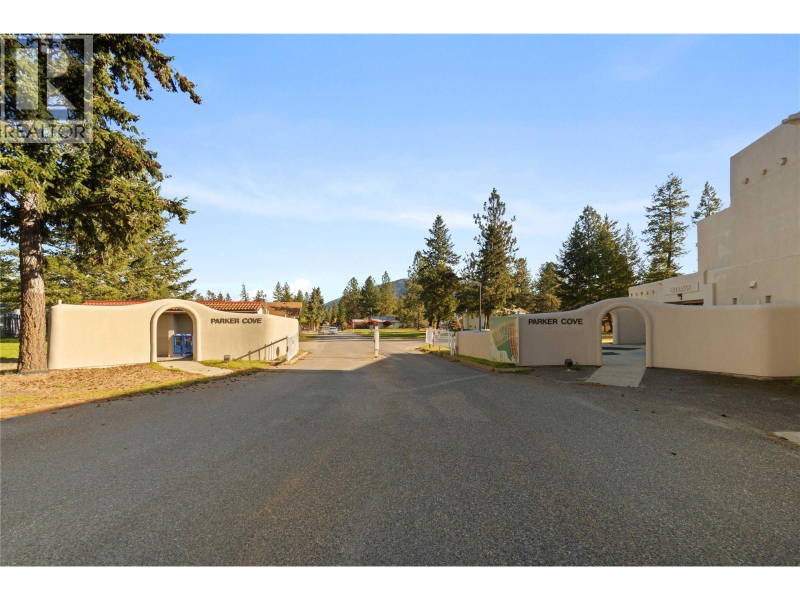 206 Falcon Avenue, Vernon, British Columbia  V1H 2A1 - Photo 45 - 10374278